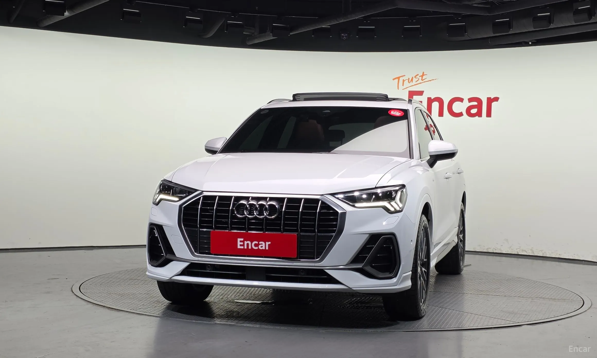 Audi Q3 (F3) превью 3