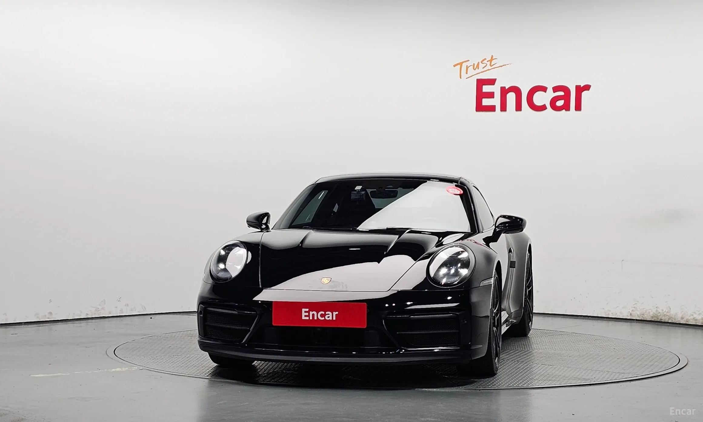 Porsche 911 (992) превью 3