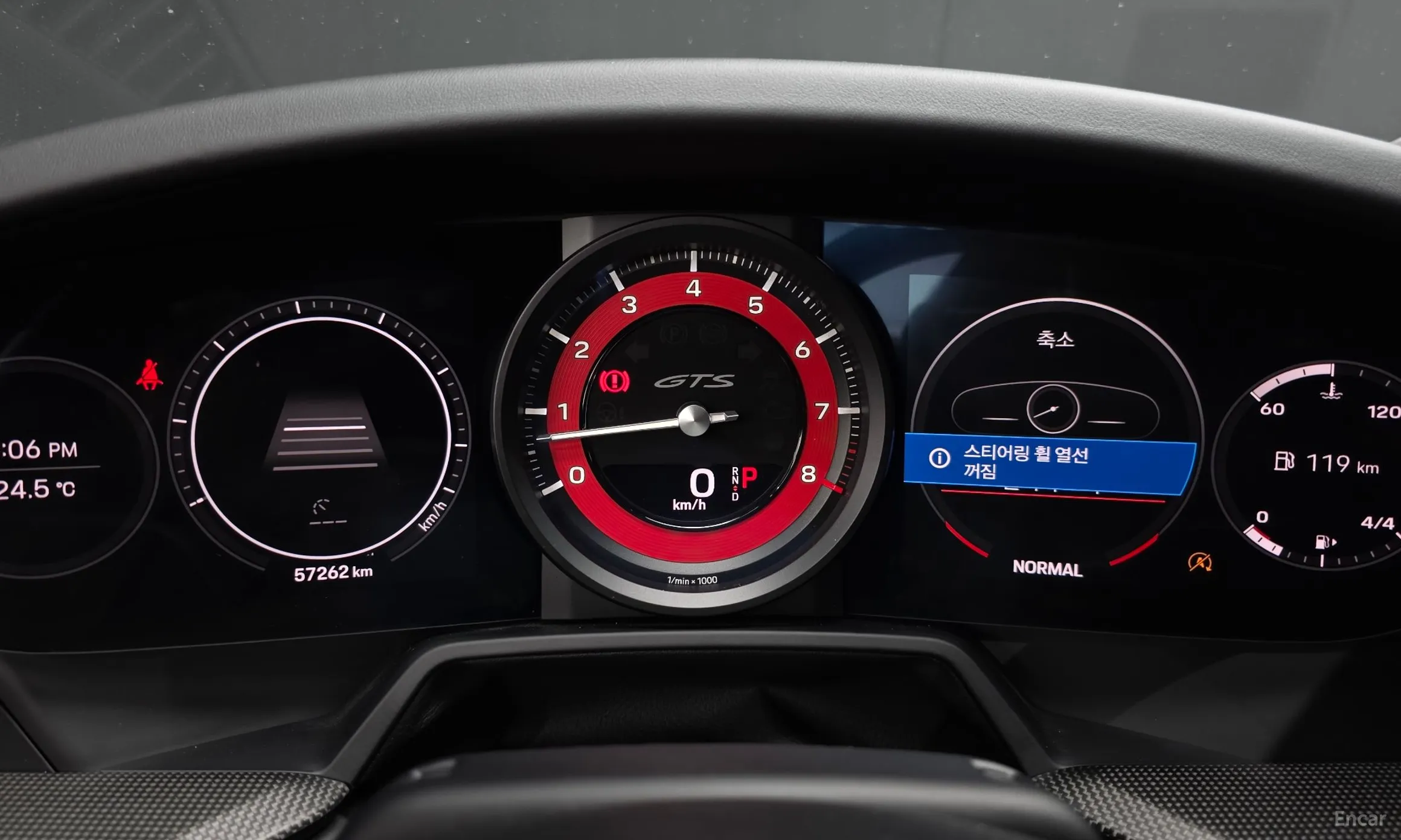 Porsche 911 (992) превью 8