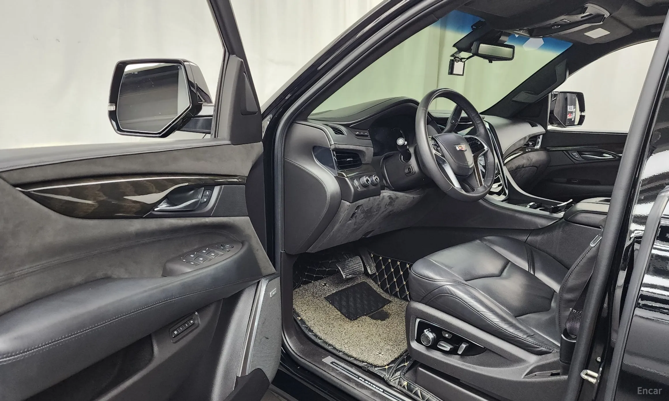 Cadillac Escalade превью 10