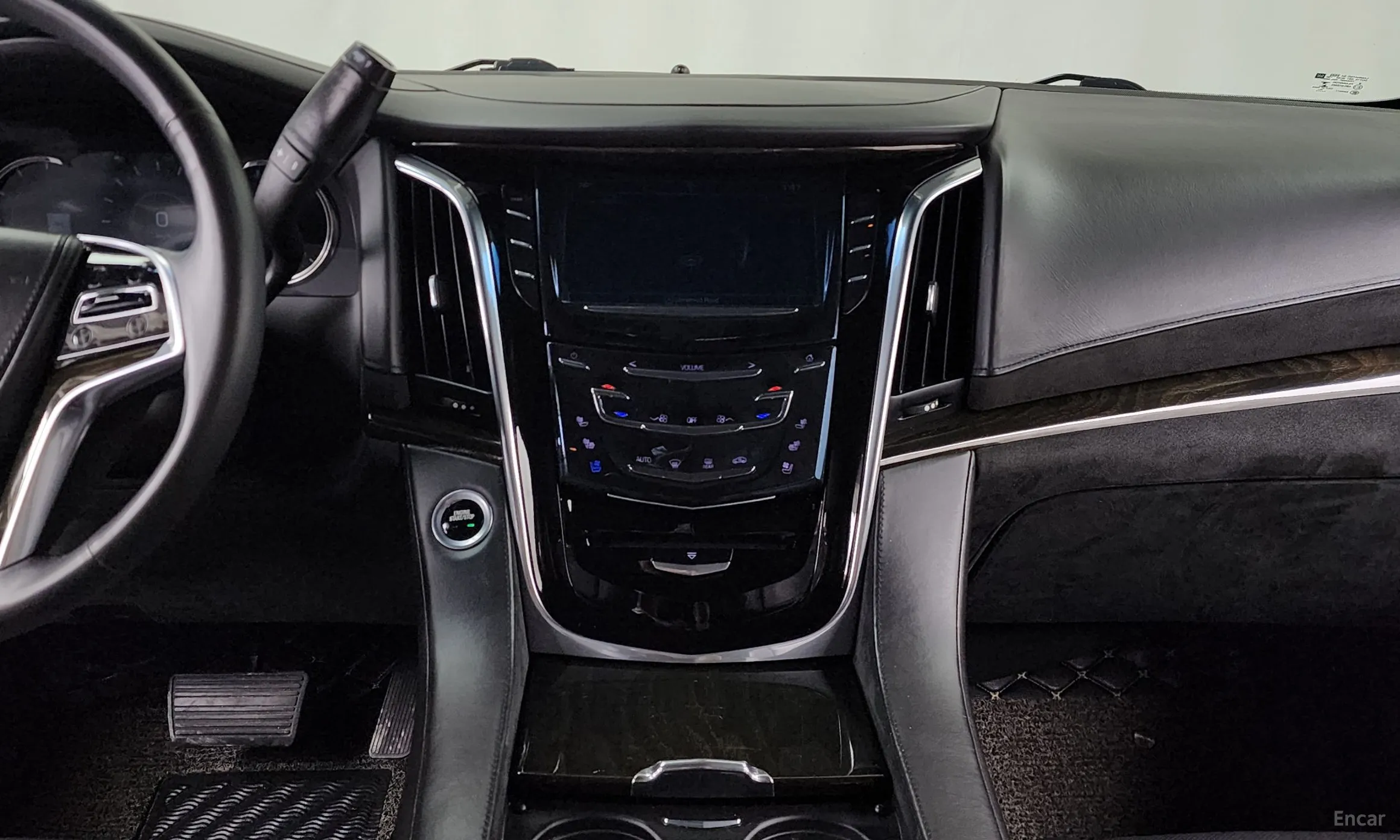 Cadillac Escalade превью 14