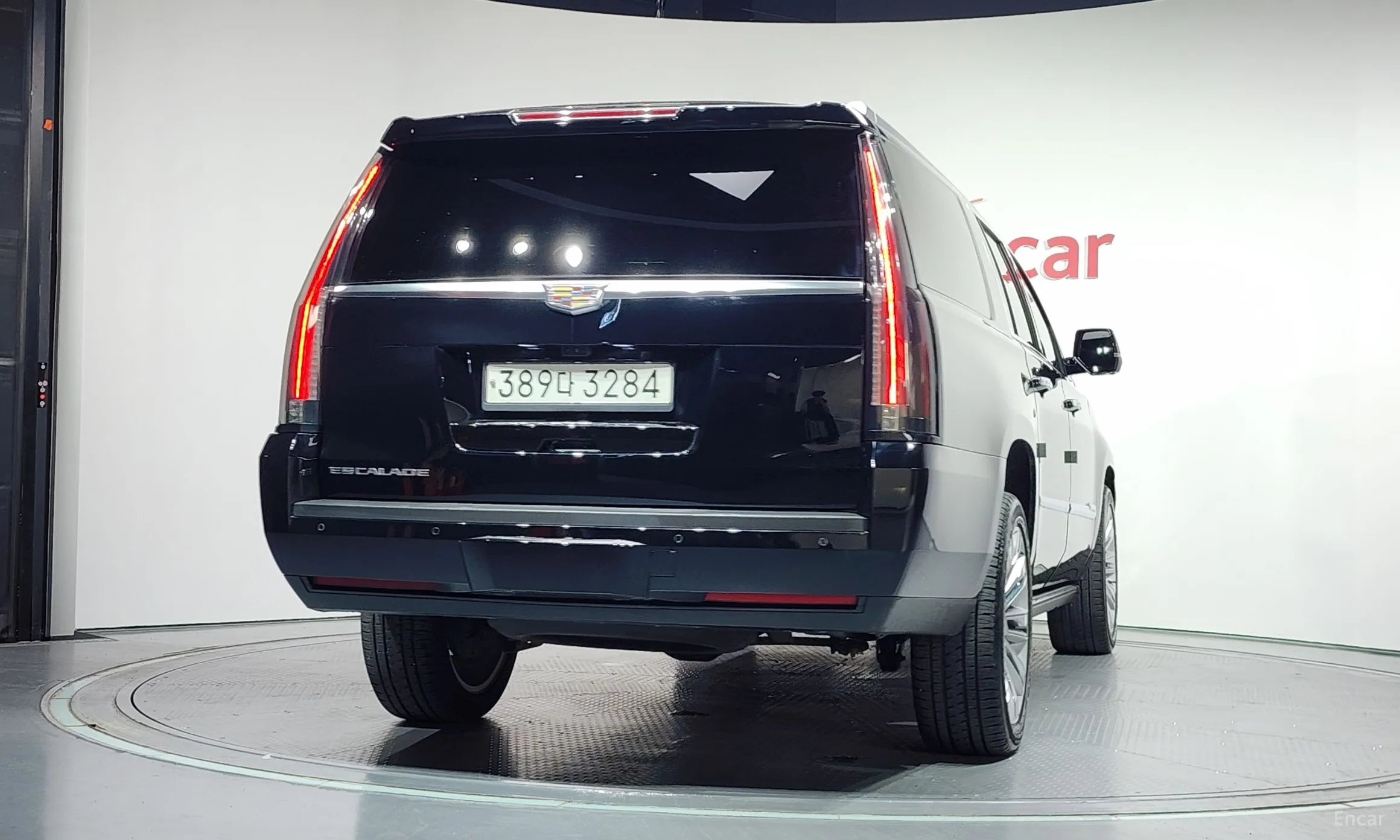 Cadillac Escalade превью 4