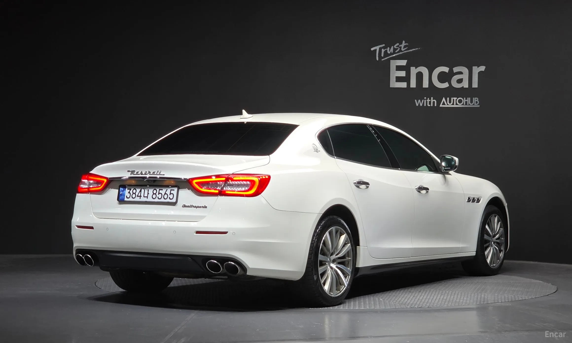 Maserati Quattroporte