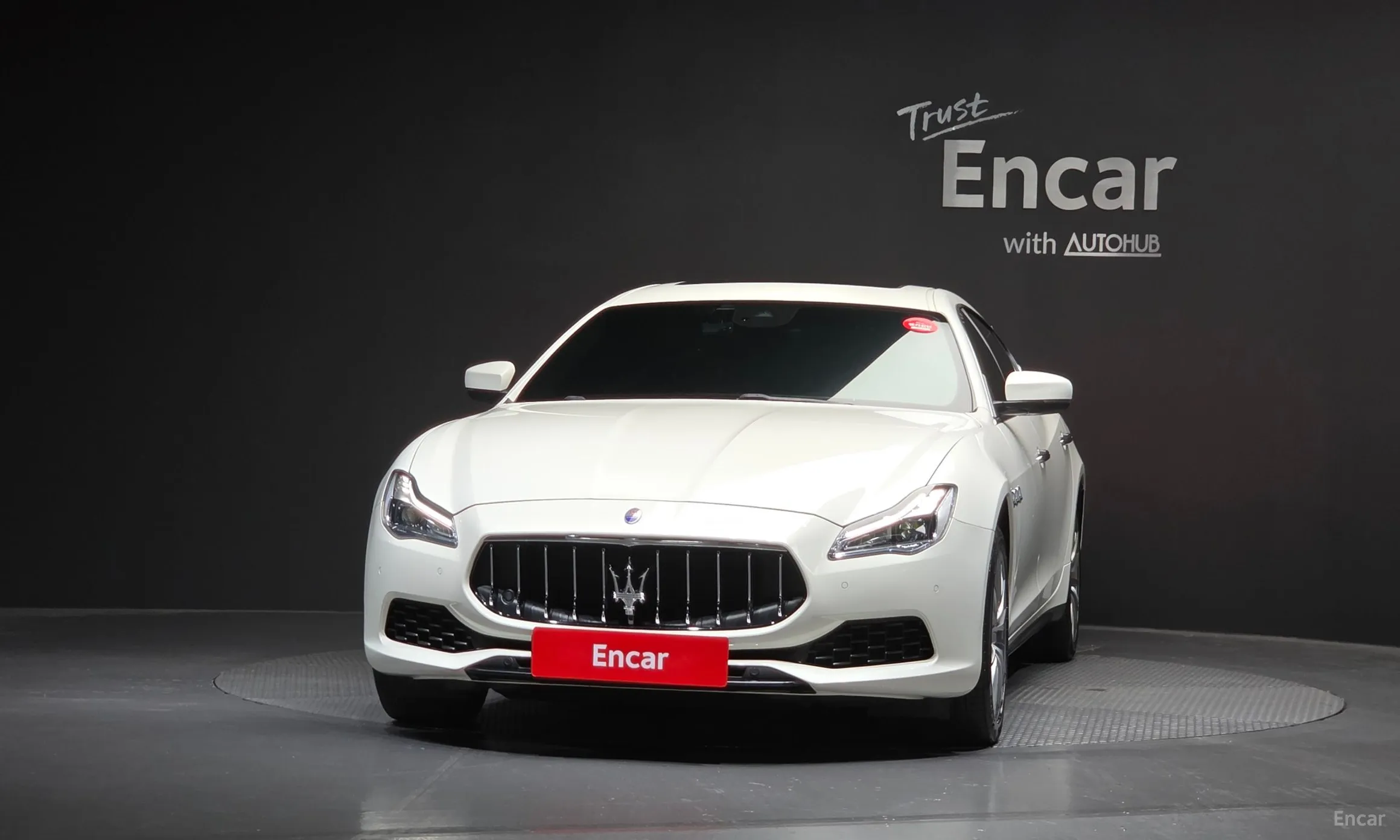 Maserati Quattroporte превью 3