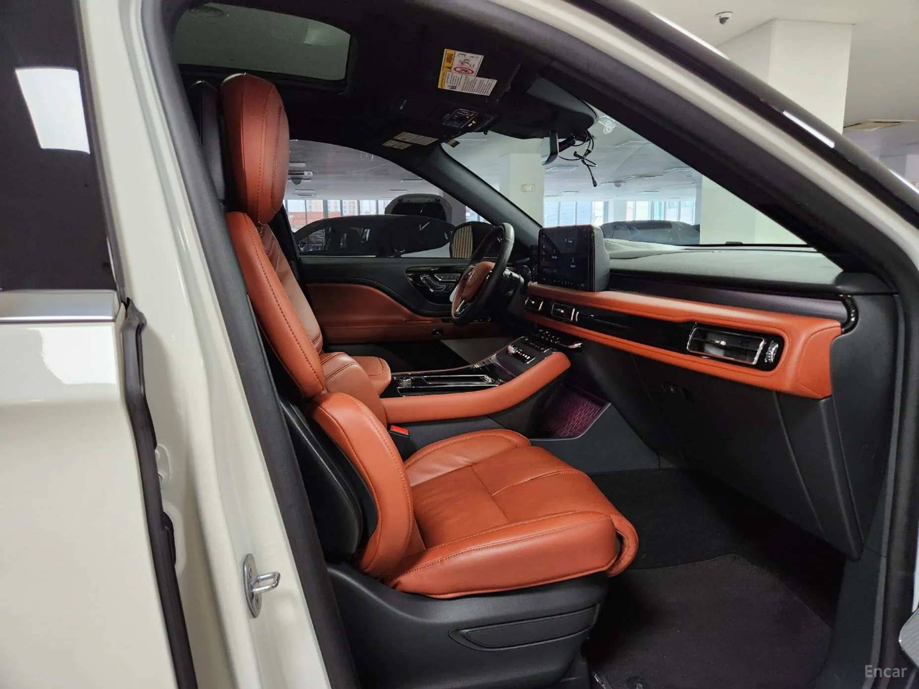 Lincoln Aviator 2nd Generation превью 12