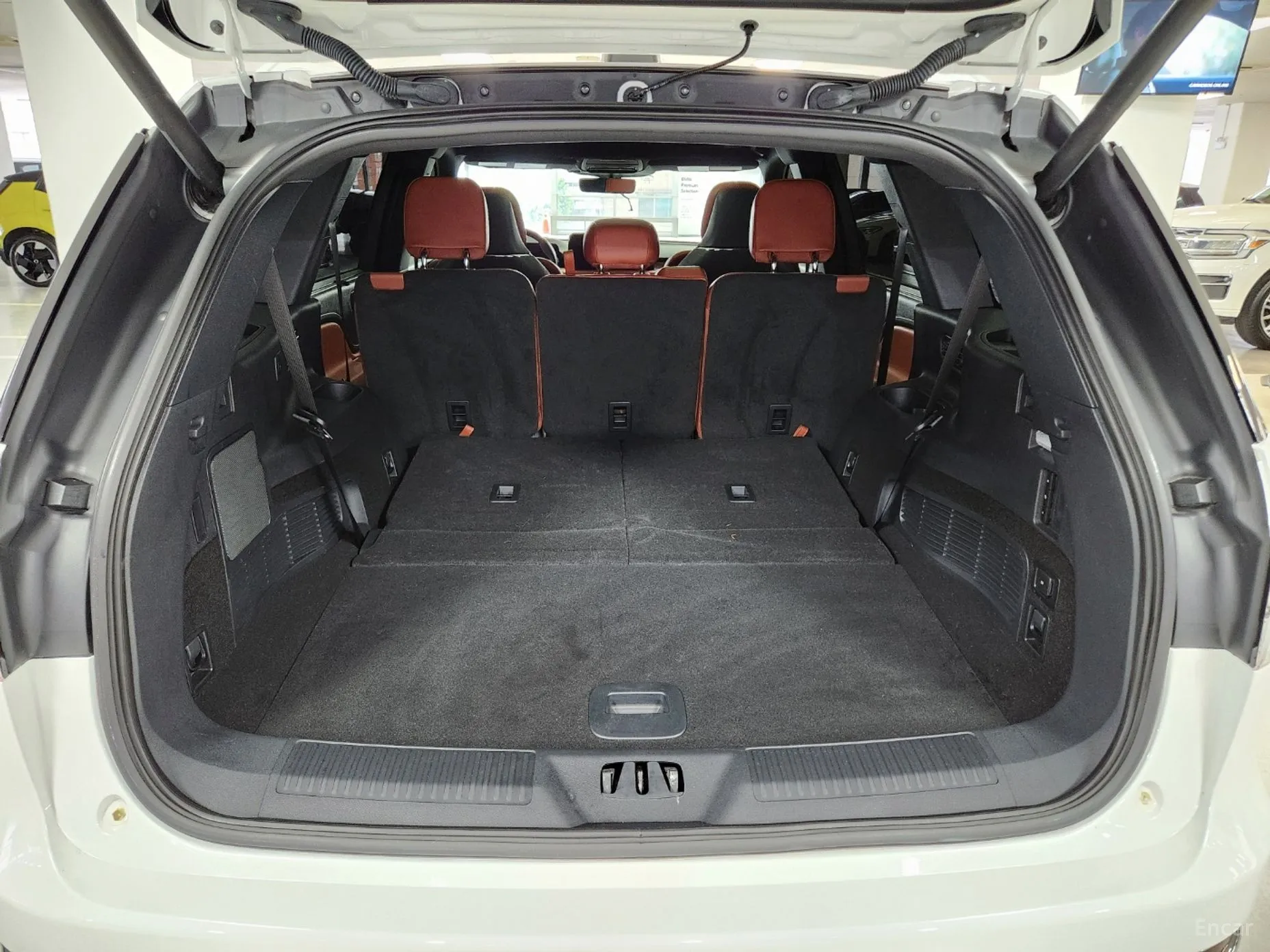 Lincoln Aviator 2nd Generation превью 20