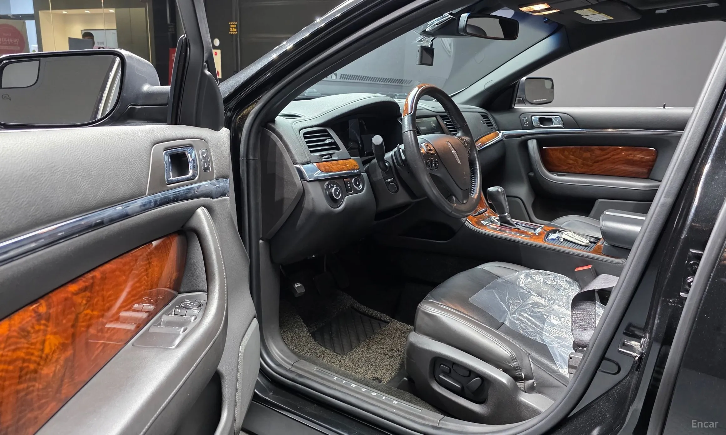 Lincoln New MKS превью 10