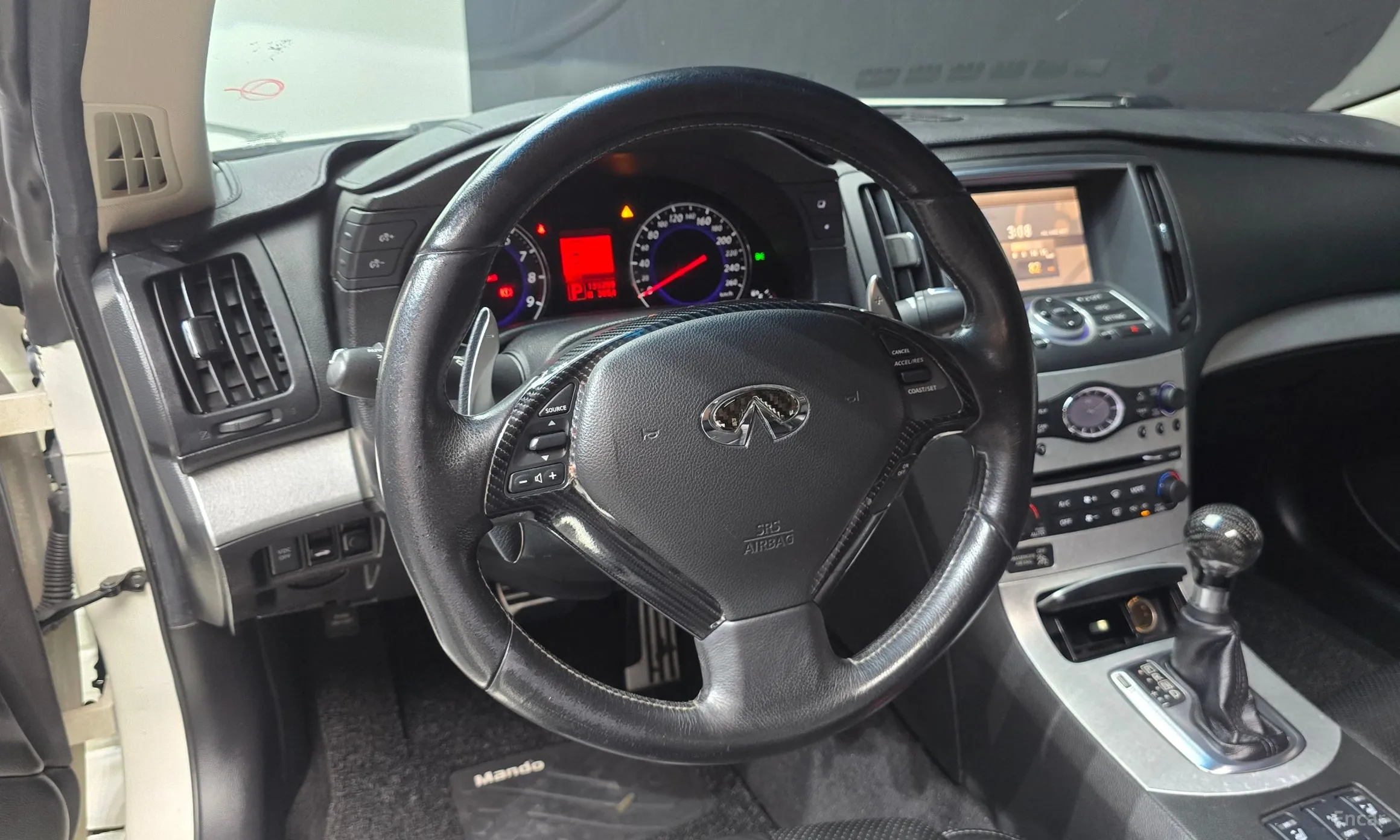 Infiniti G37 превью 13