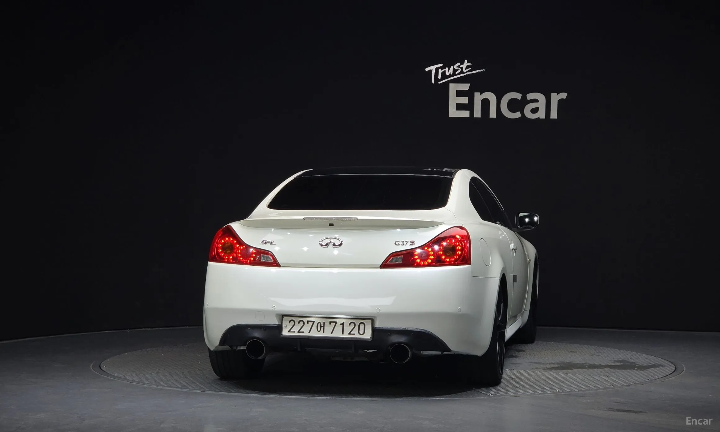 Infiniti G37 превью 4
