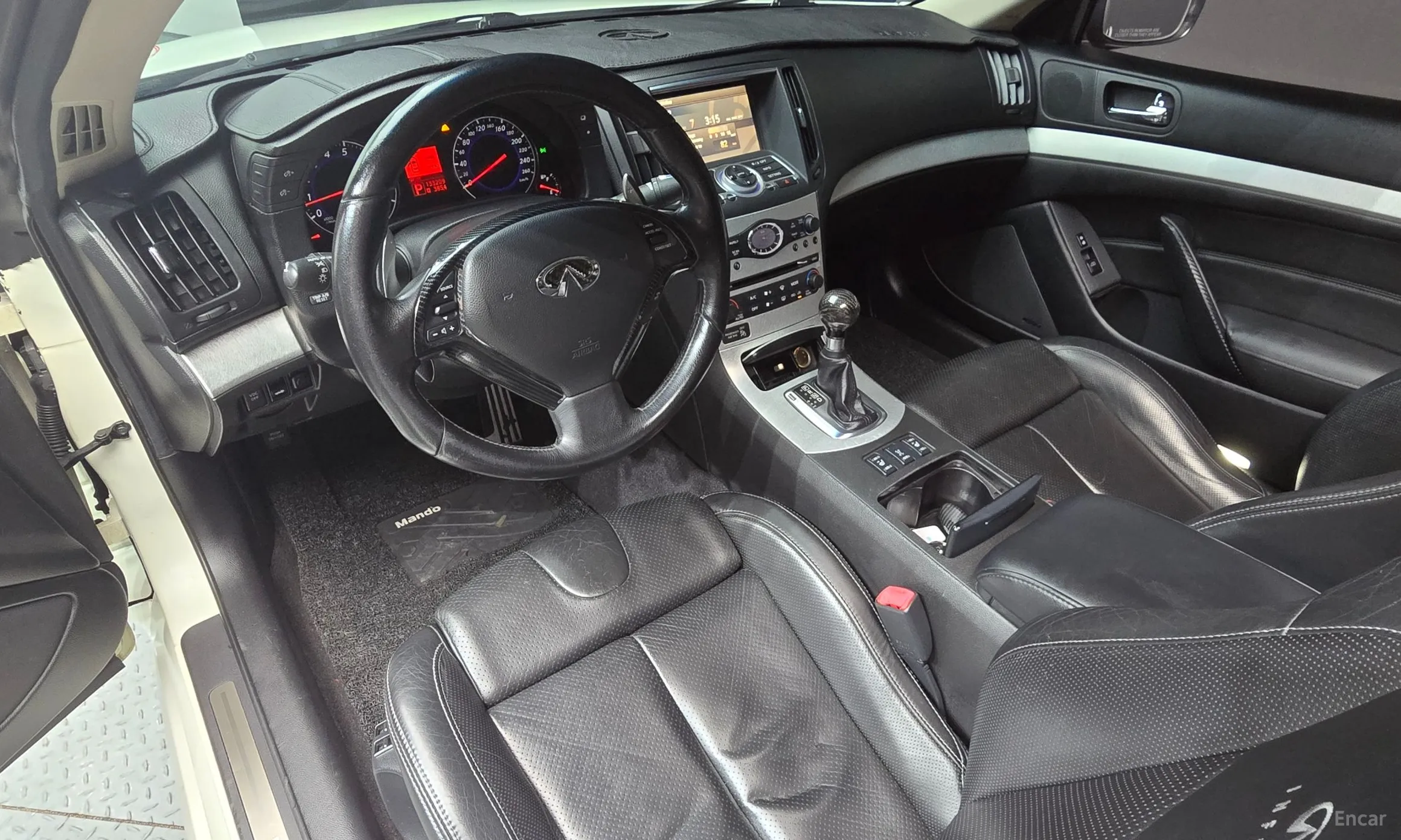 Infiniti G37 превью 7