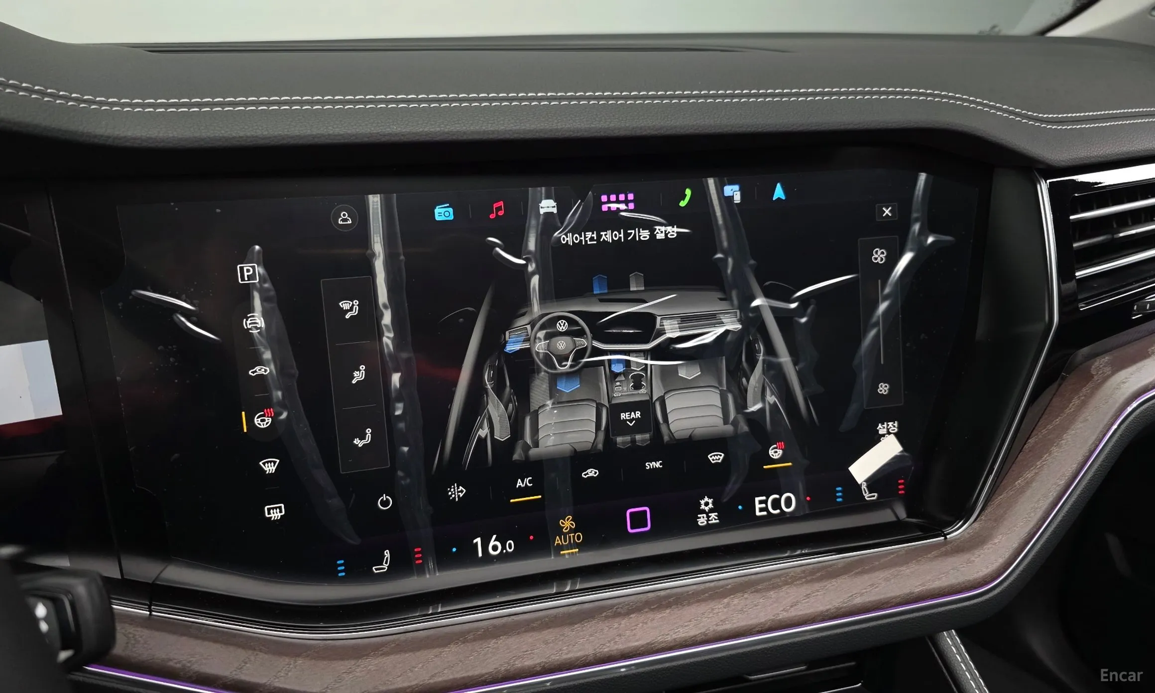 Volkswagen Touareg 3rd Generation превью 17