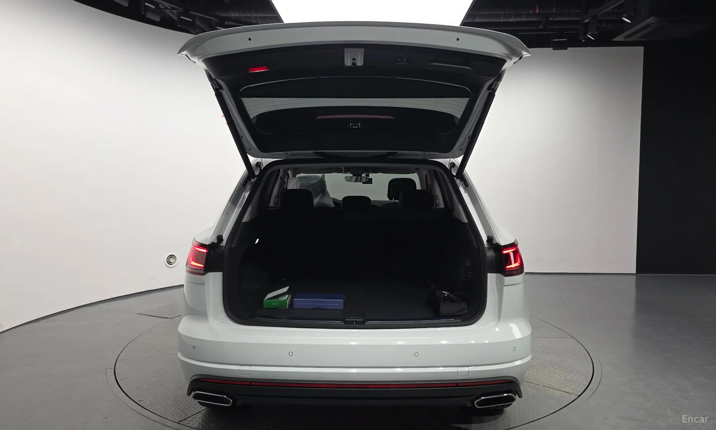 Volkswagen Touareg 3rd Generation превью 20