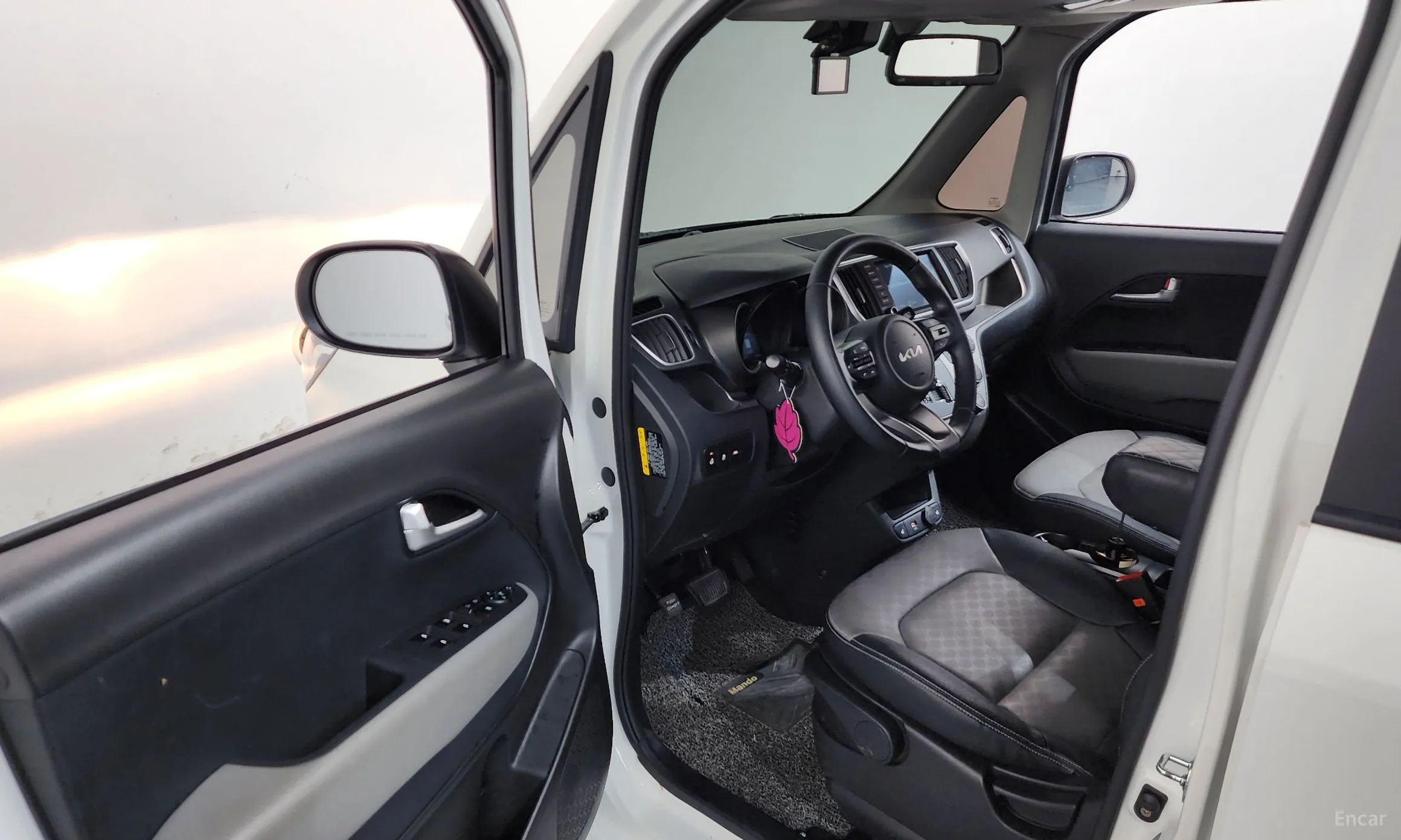 Kia Ray превью 10