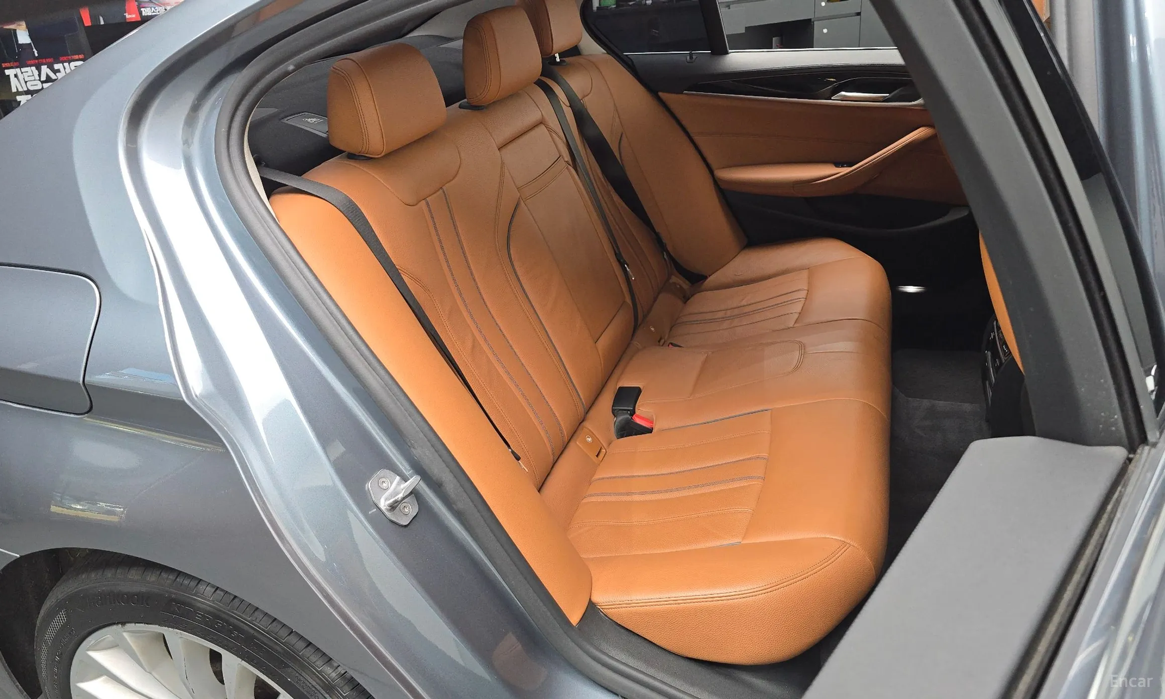 BMW 5 Series (G30) превью 11