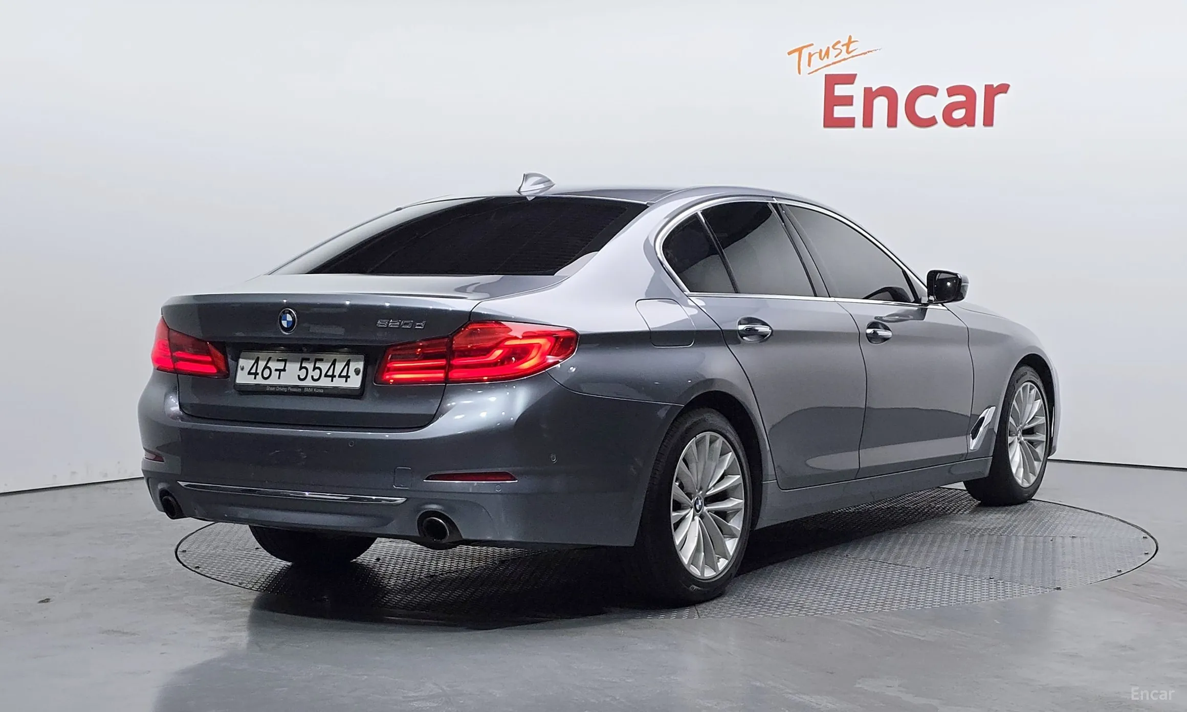 BMW 5 Series (G30)