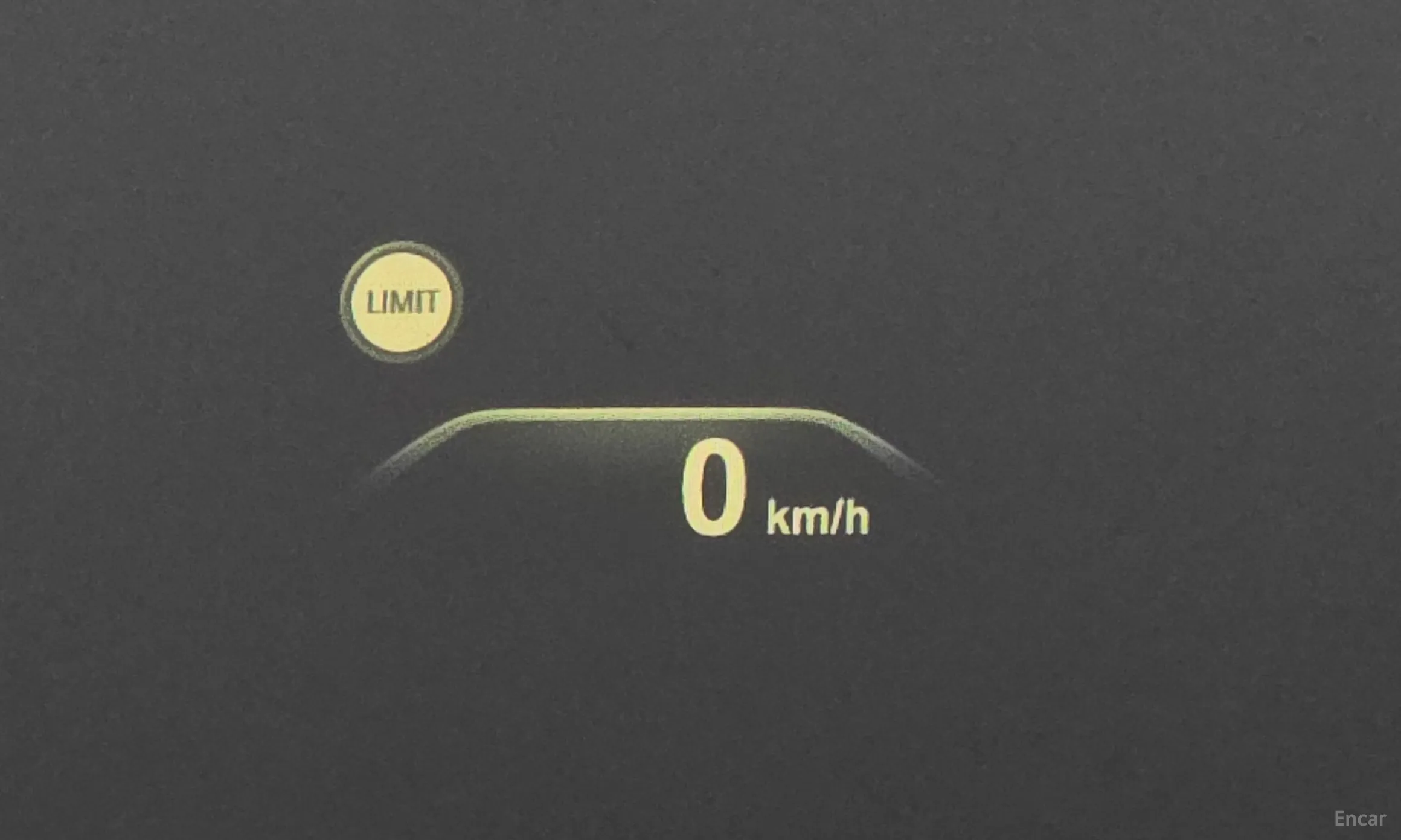 BMW 5 Series (G30) превью 16