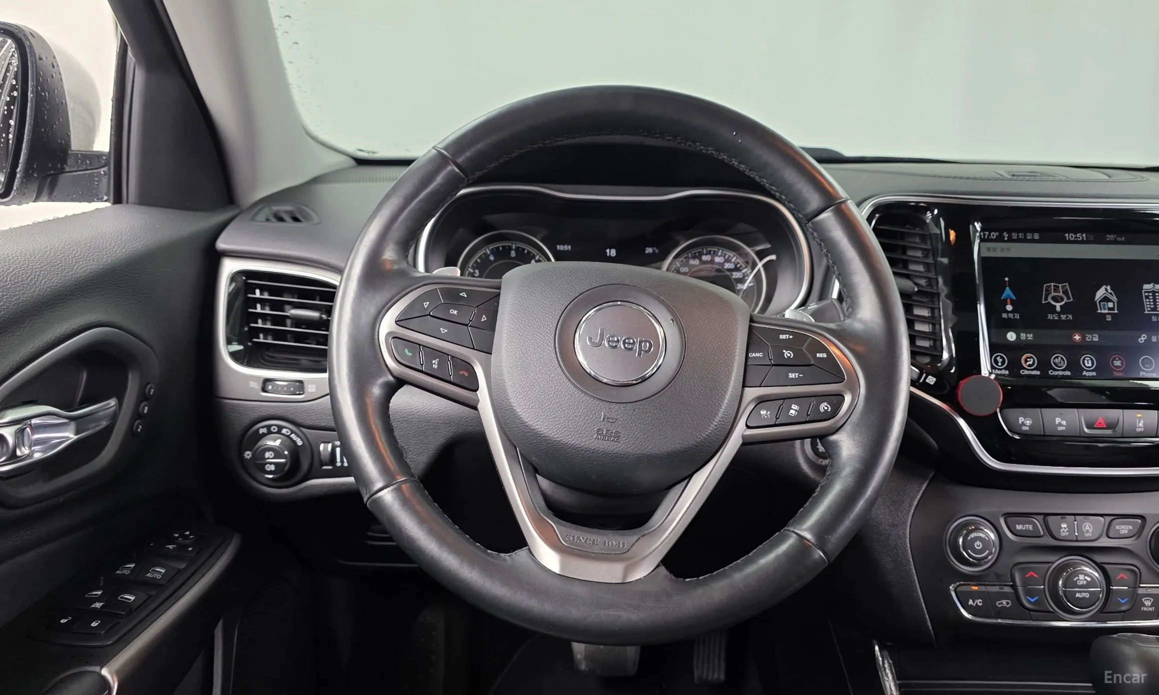 Jeep Cherokee (KL) превью 12