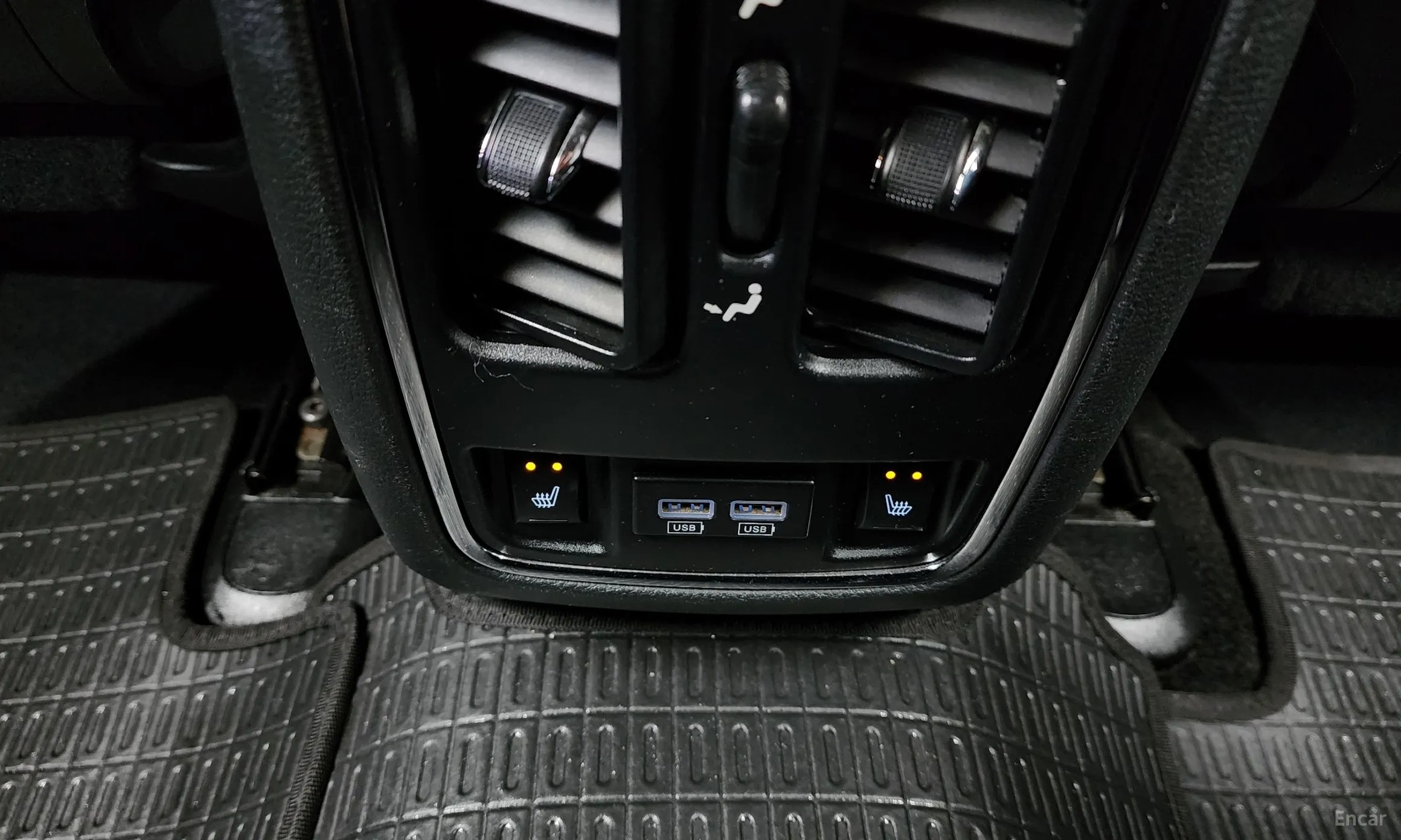 Jeep Grand Cherokee превью 16