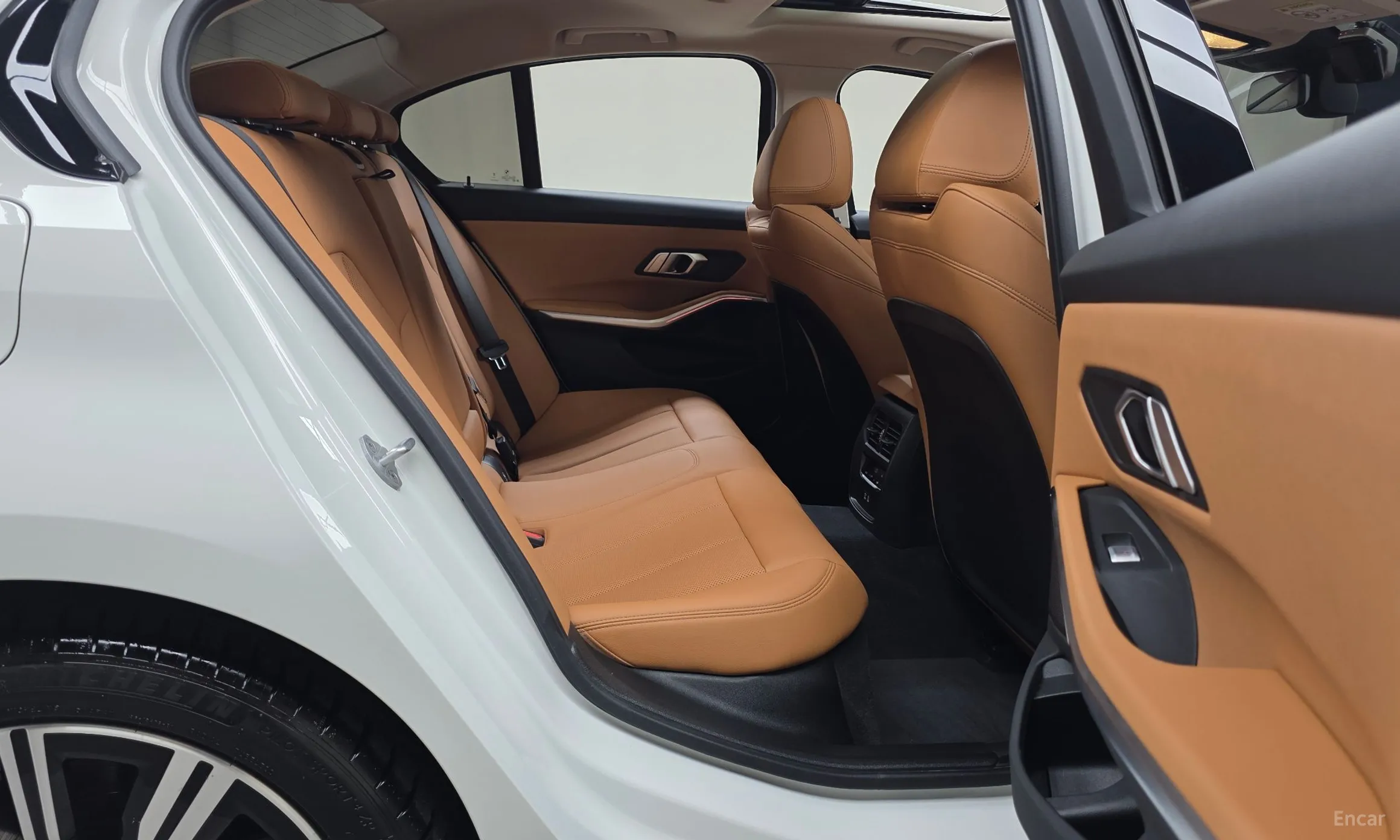 BMW 3 Series (G20) превью 11