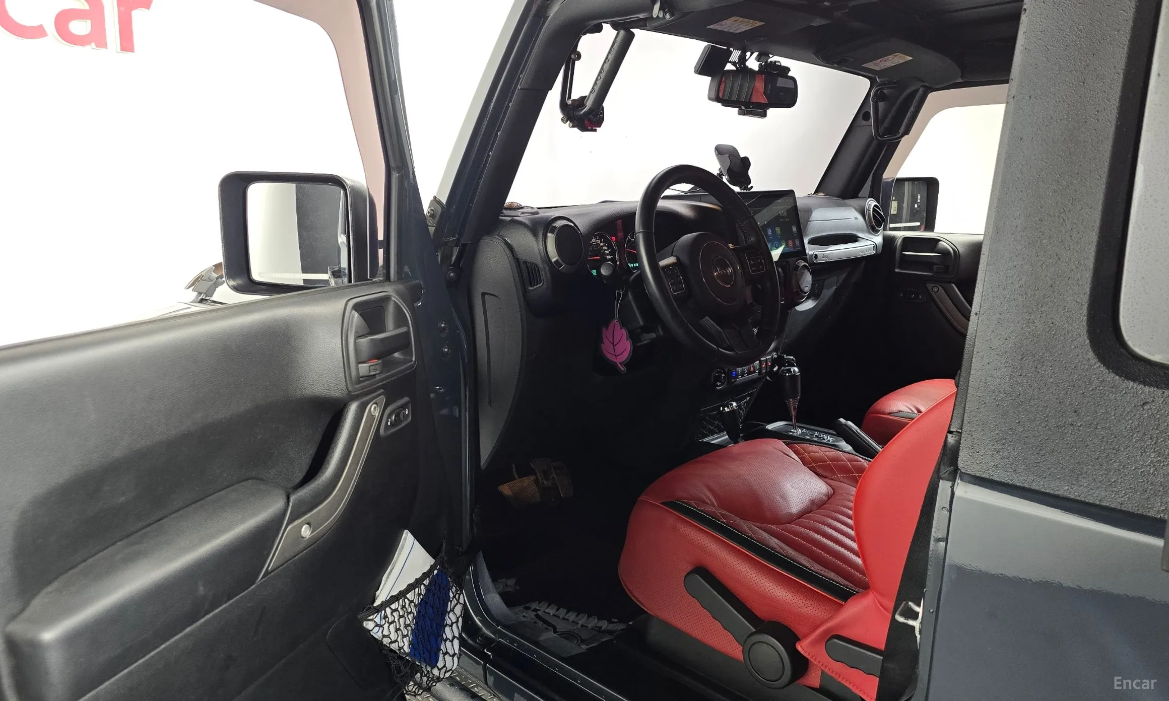 Jeep Wrangler (JK) превью 10