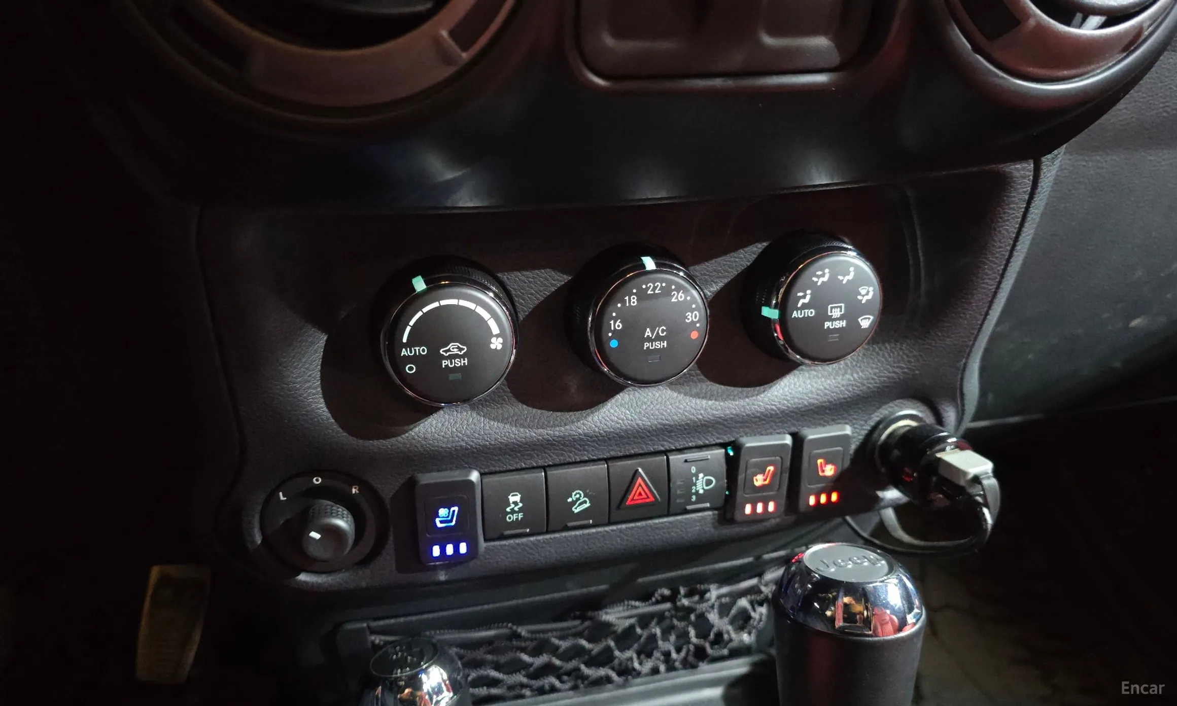 Jeep Wrangler (JK) превью 11