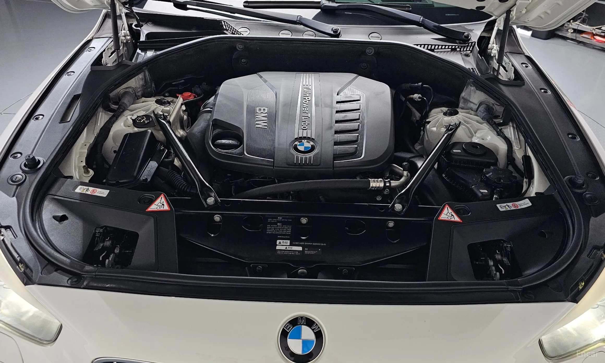 BMW 5 Series GT (F07) превью 6
