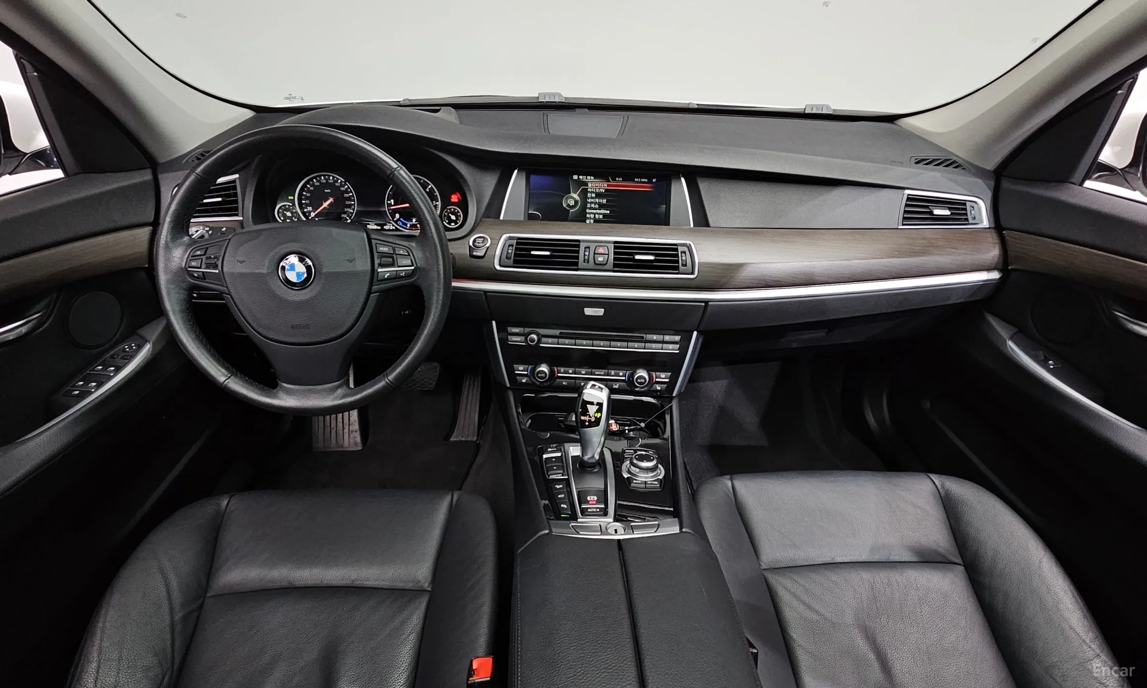 BMW 5 Series GT (F07) превью 7