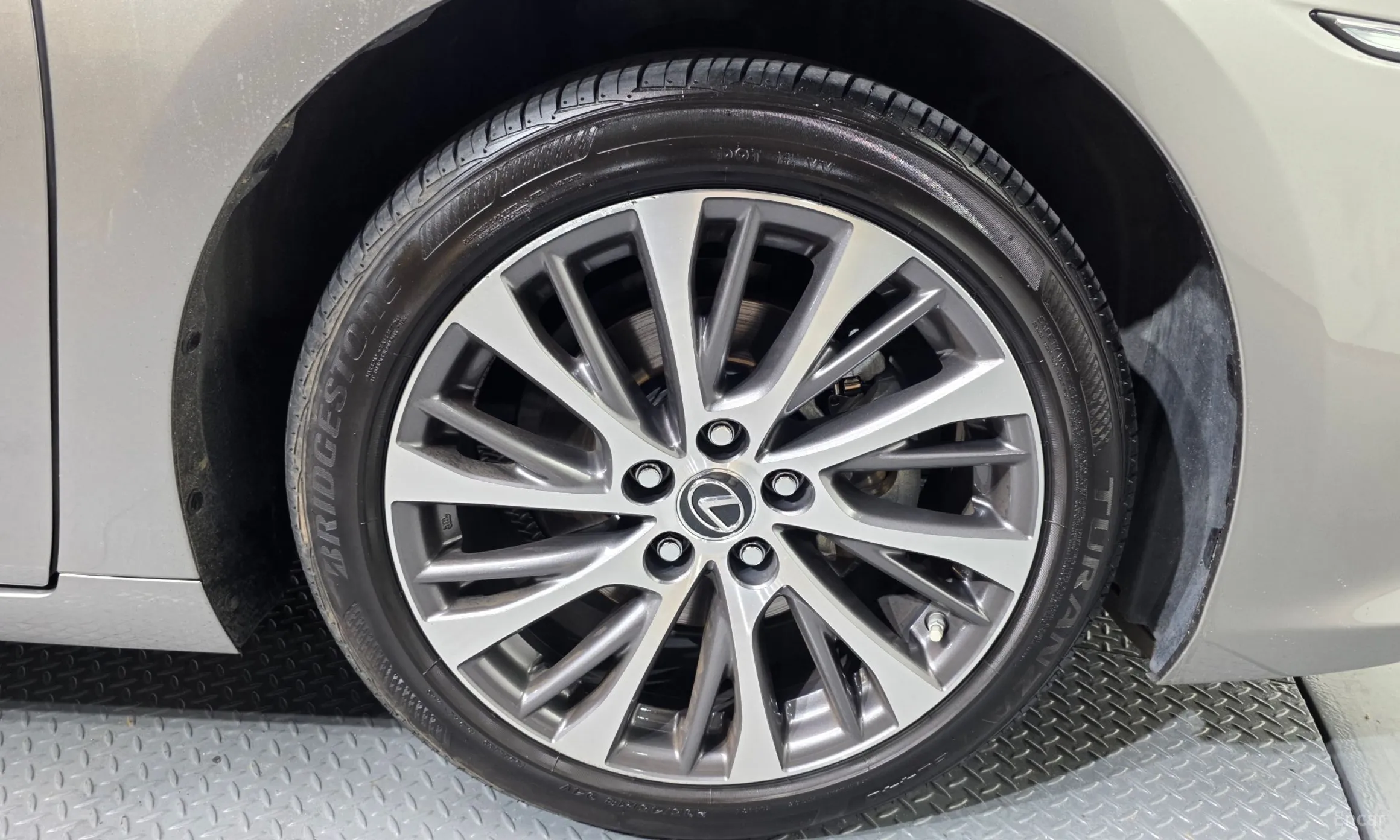 Lexus ES300h 7th Generation превью 5