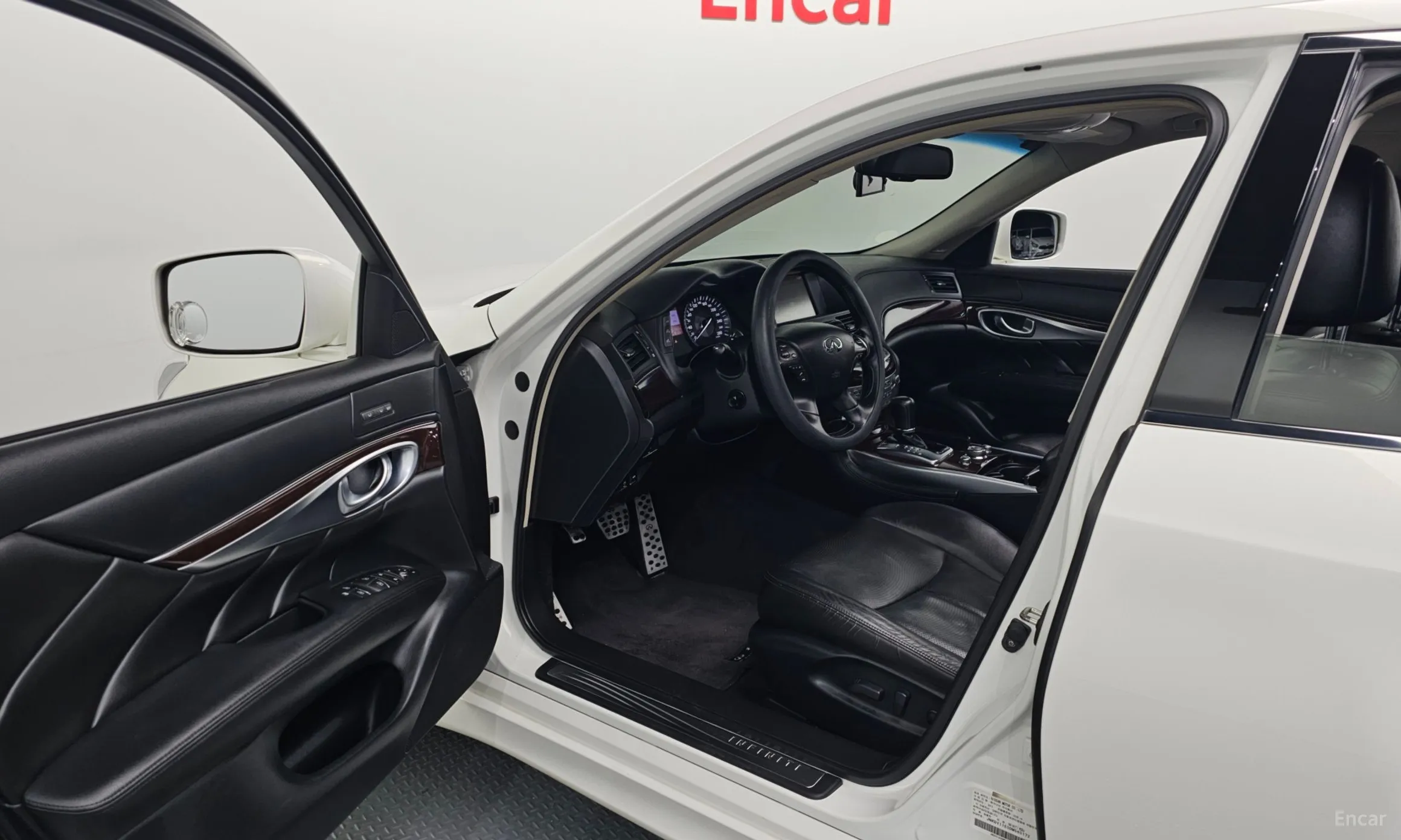 Infiniti M30d превью 10