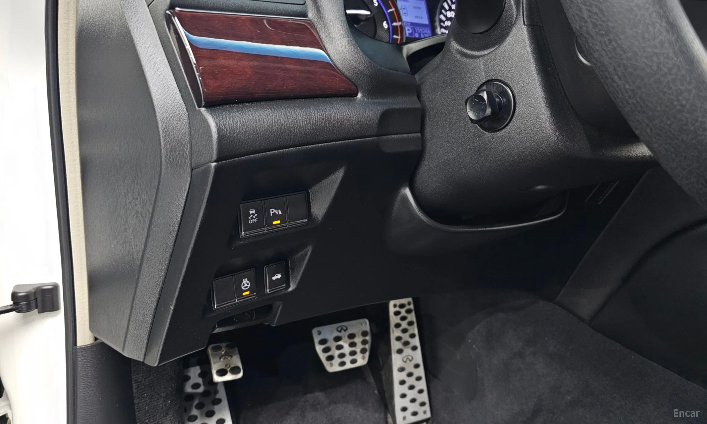 Infiniti M30d превью 18
