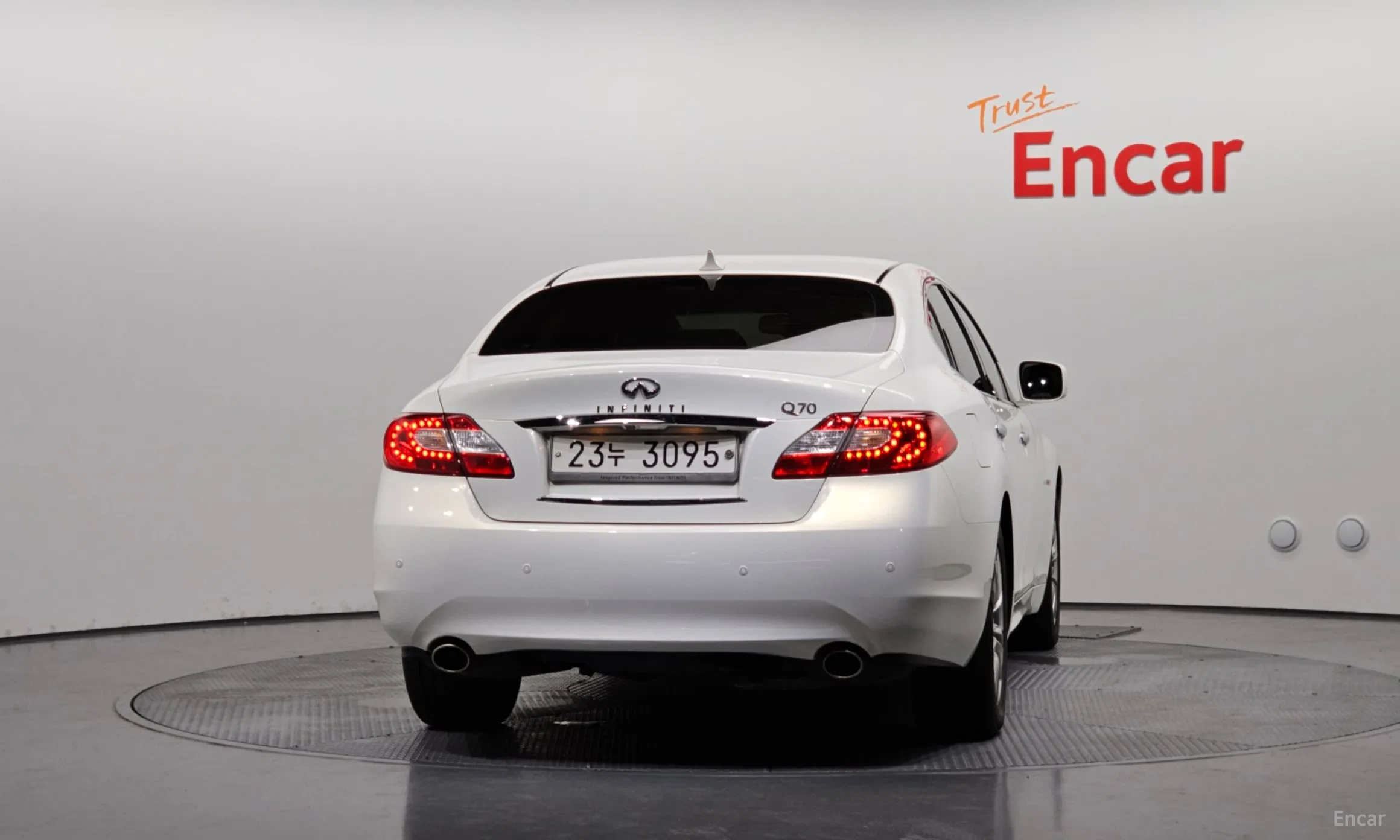 Infiniti M30d превью 4