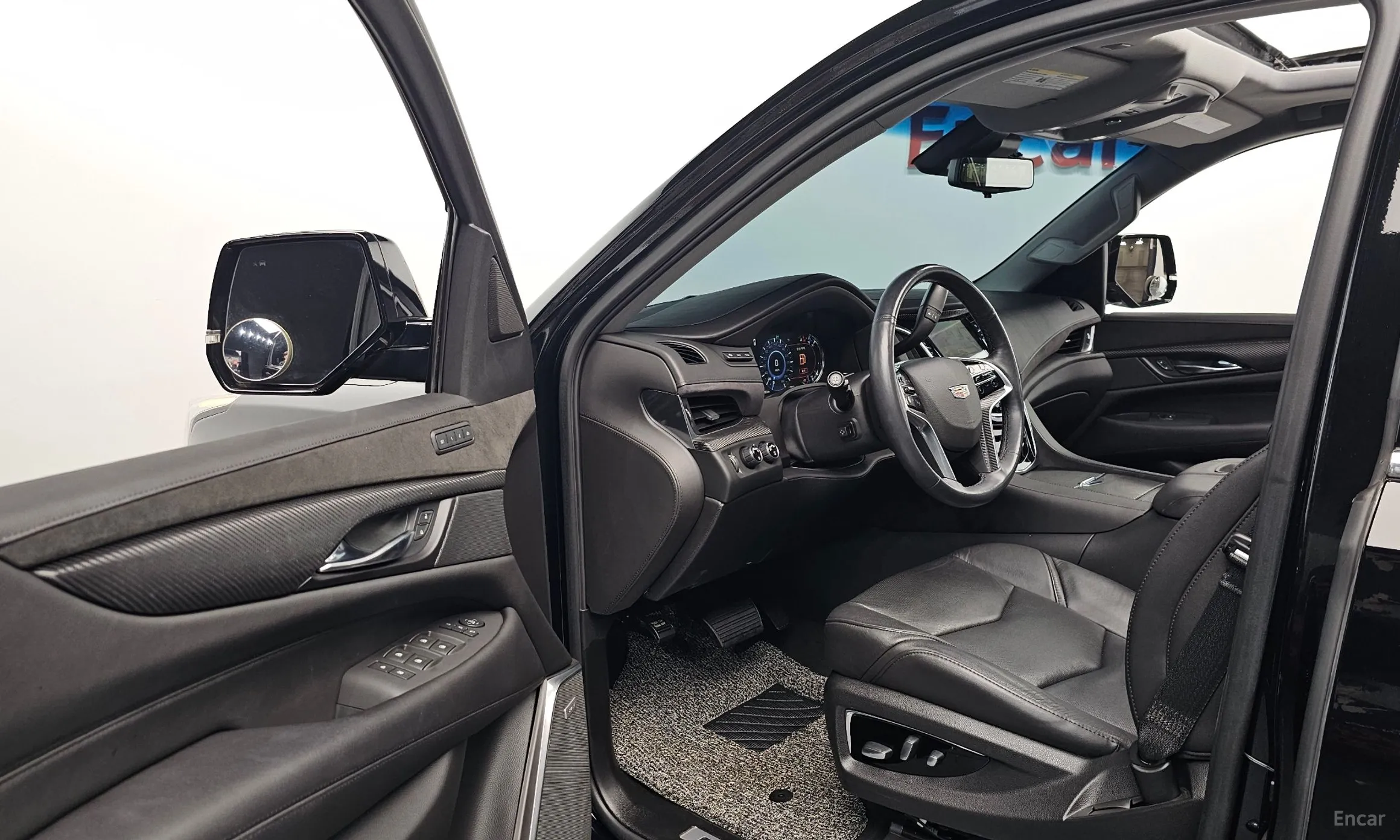 Cadillac Escalade превью 10