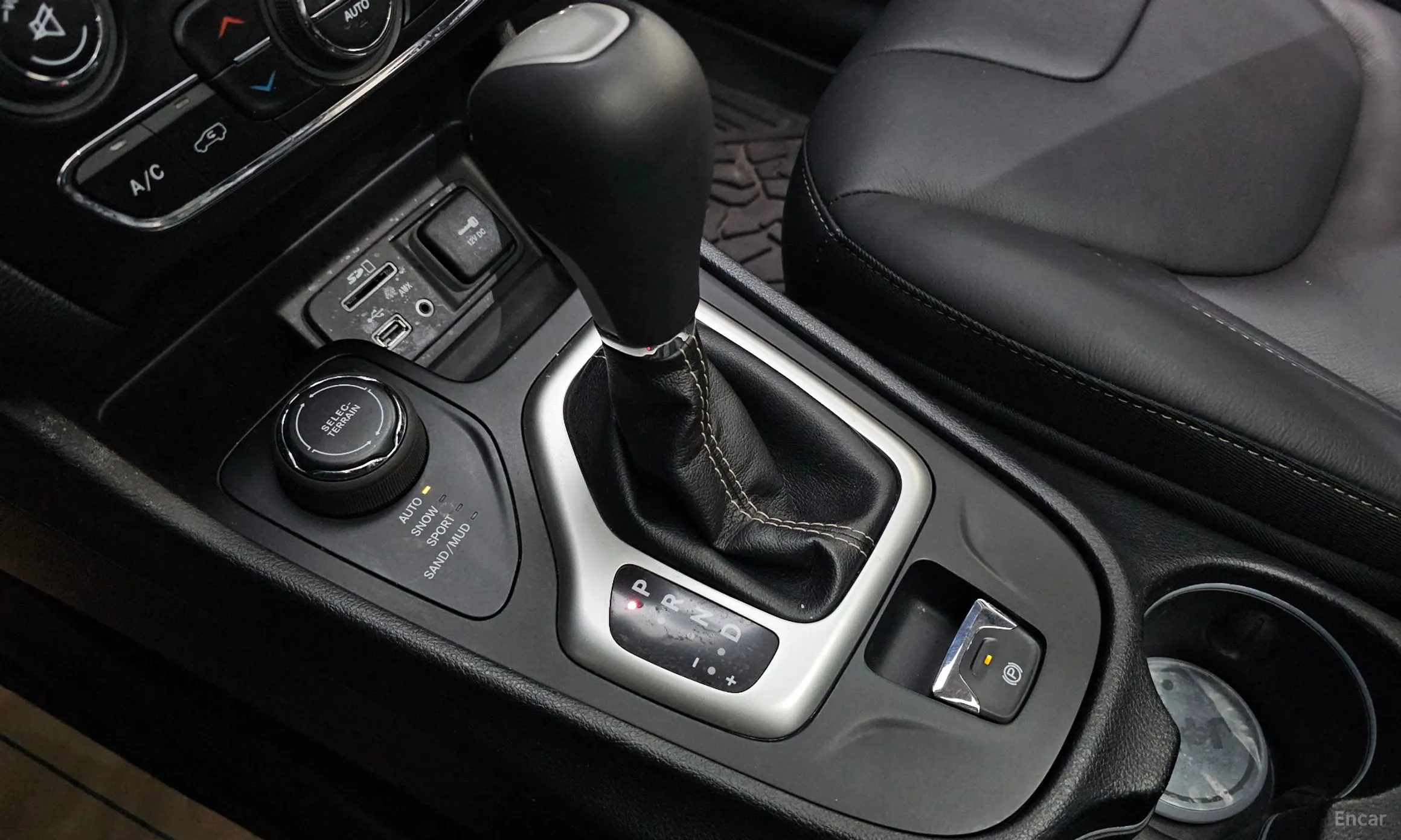 Jeep Cherokee (KL) превью 9