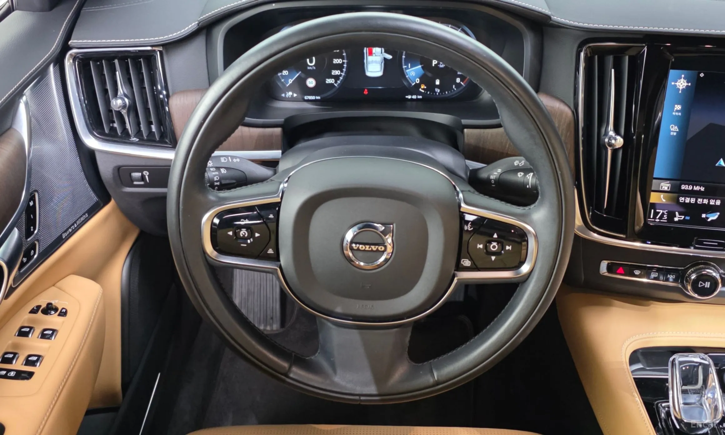 Volvo S90 превью 13