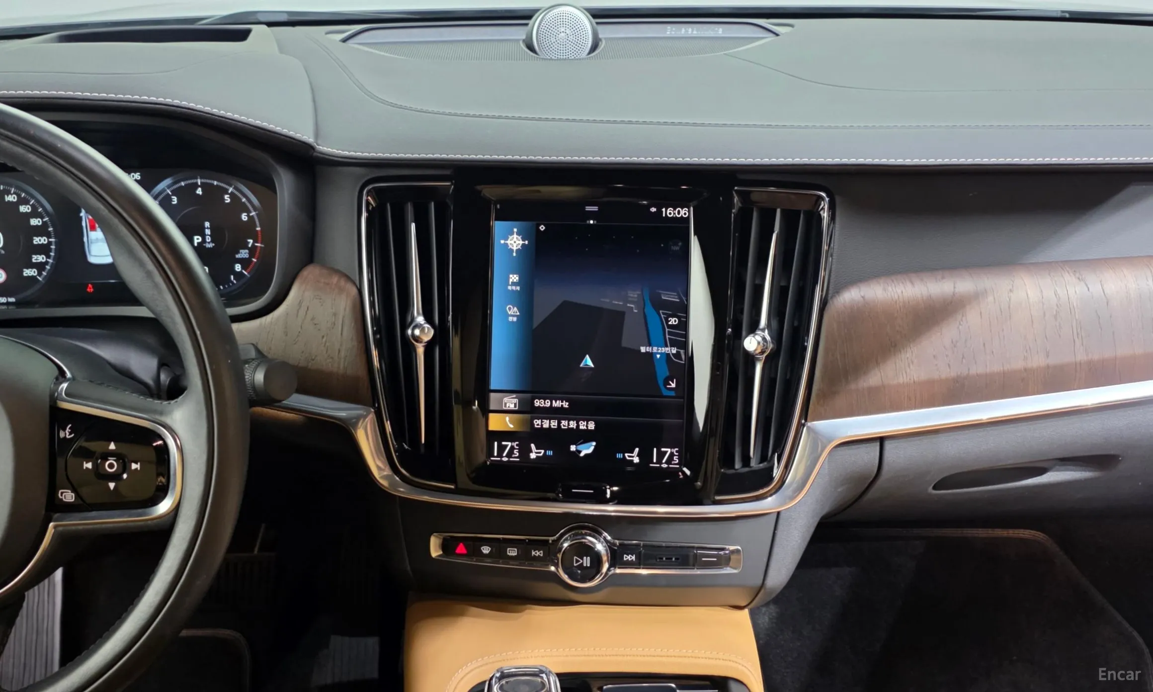 Volvo S90 превью 14