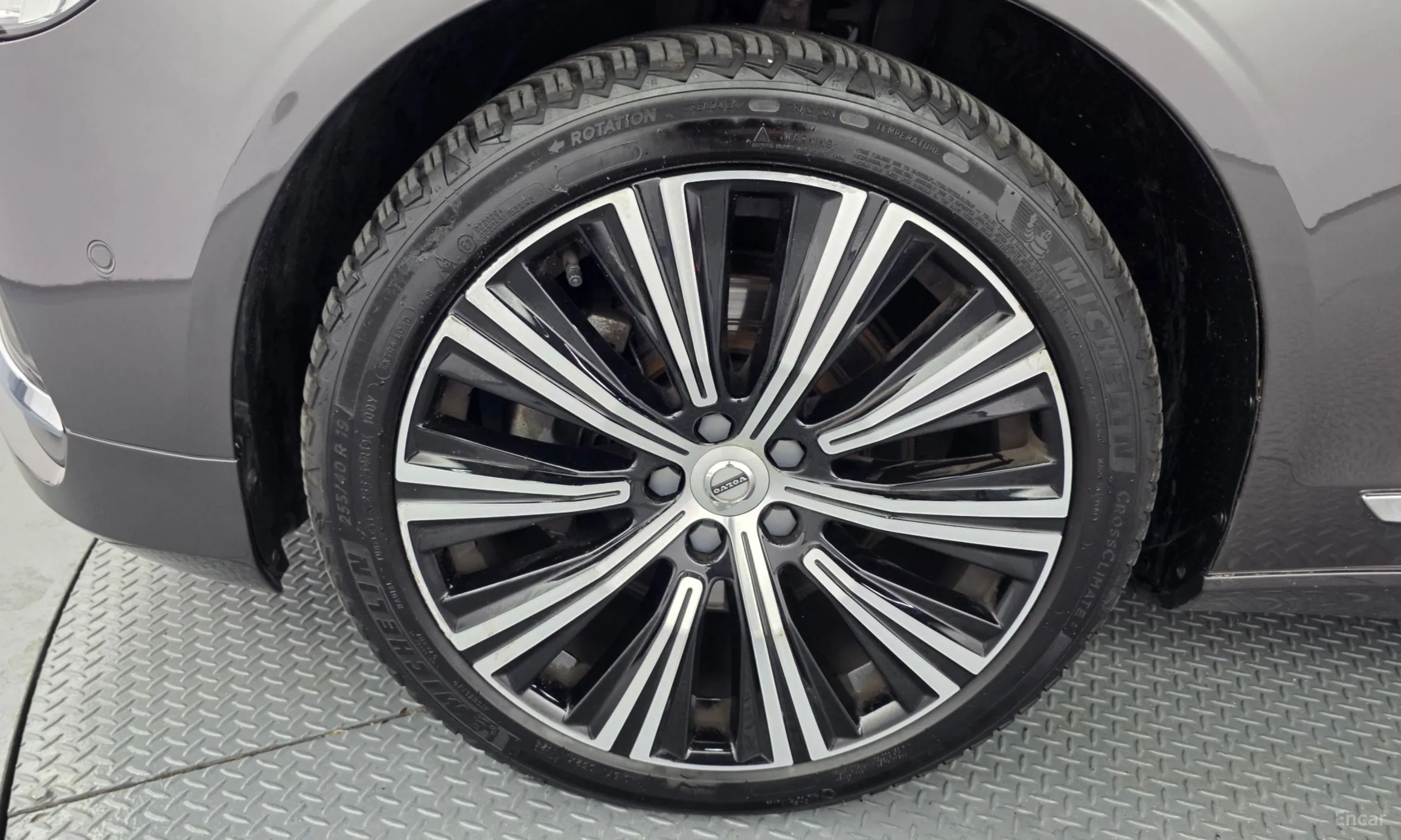 Volvo S90 превью 5