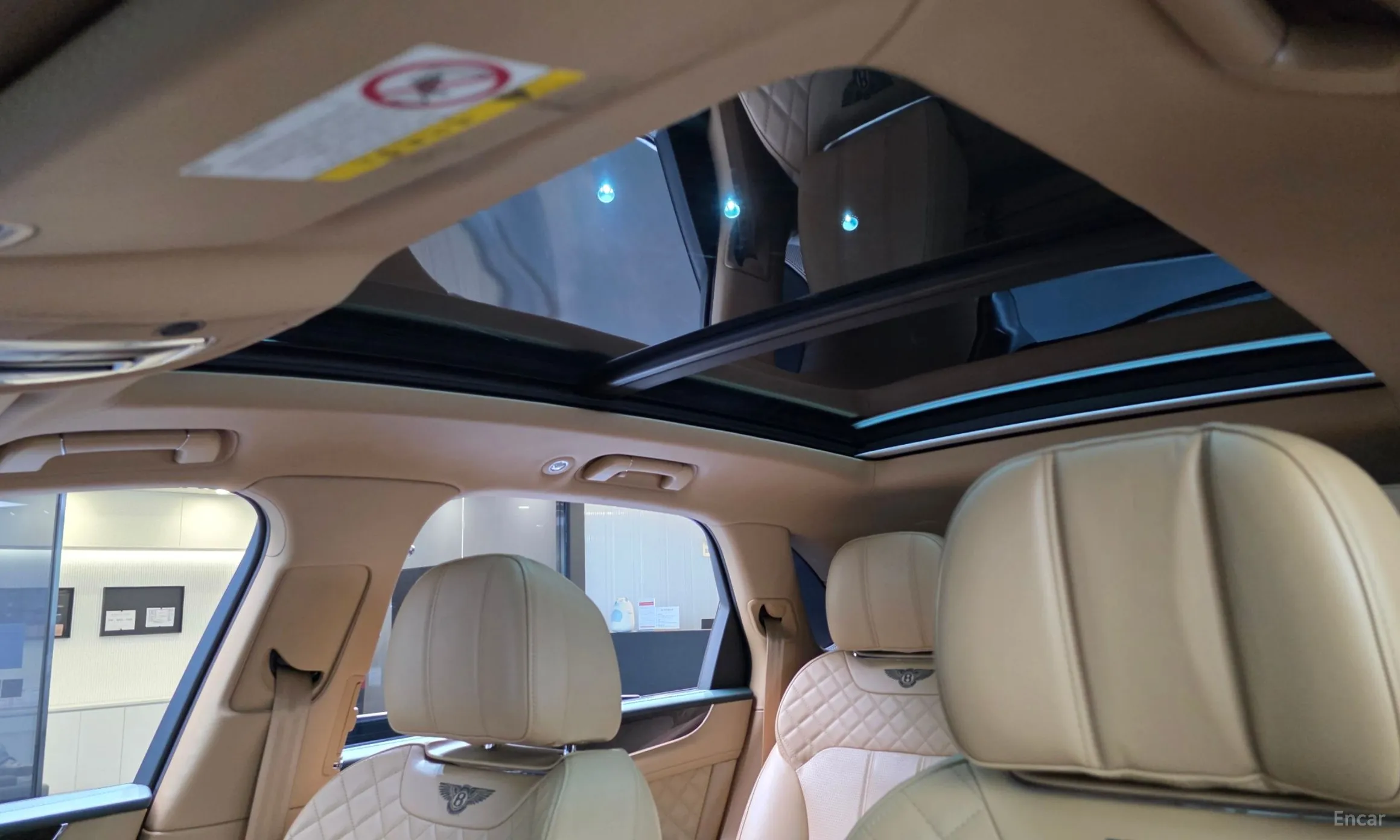Bentley Bentayga превью 18