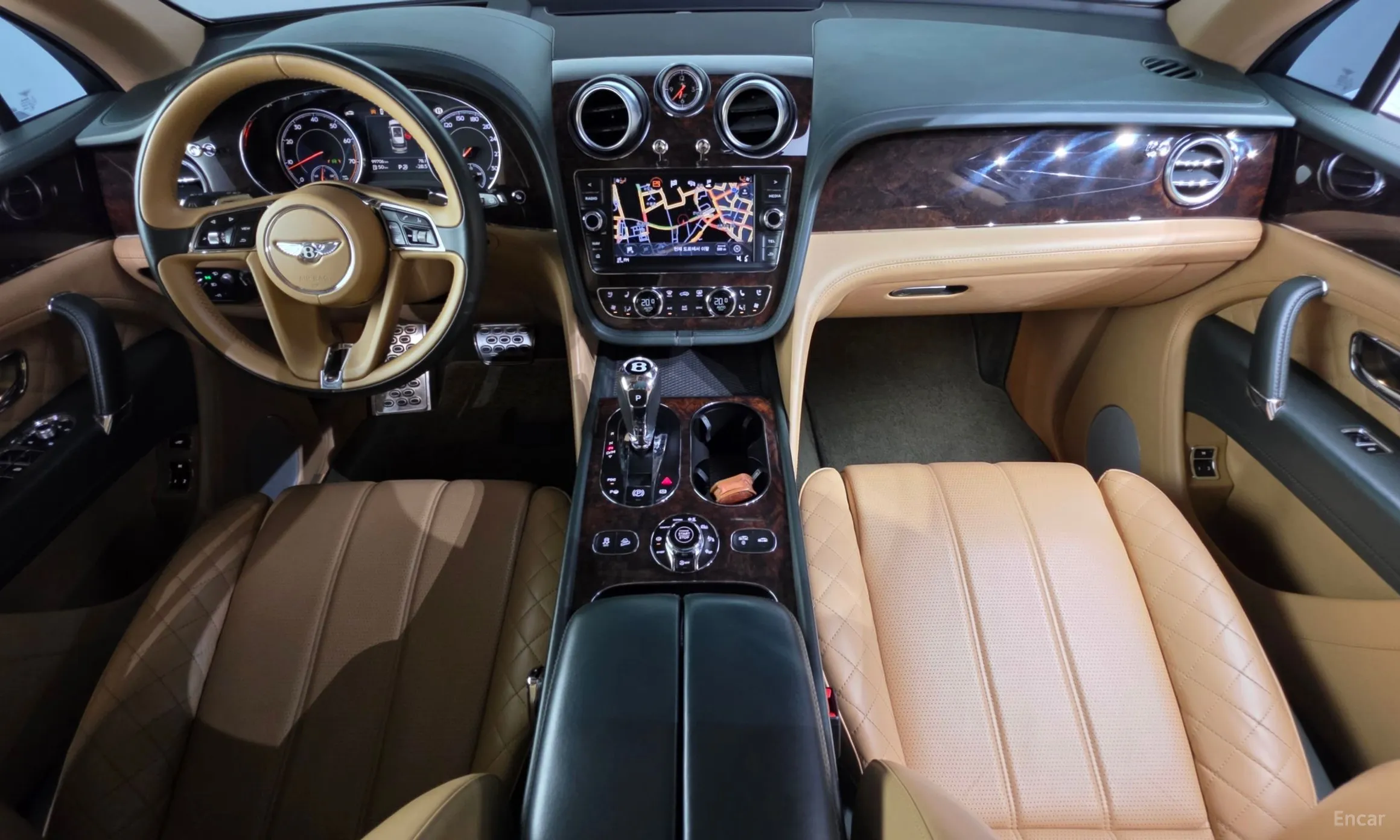 Bentley Bentayga превью 7