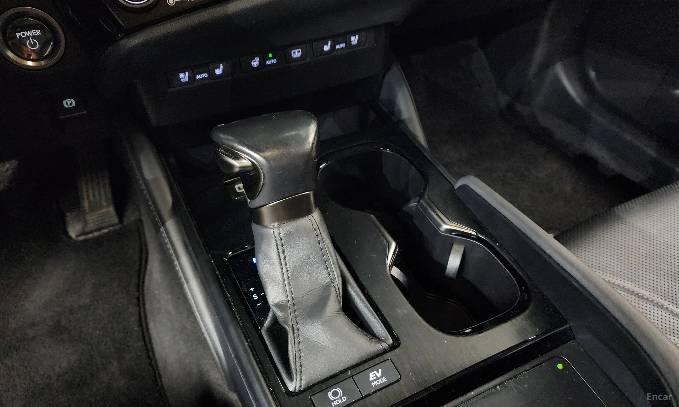 Lexus ES300h 7th Generation превью 9