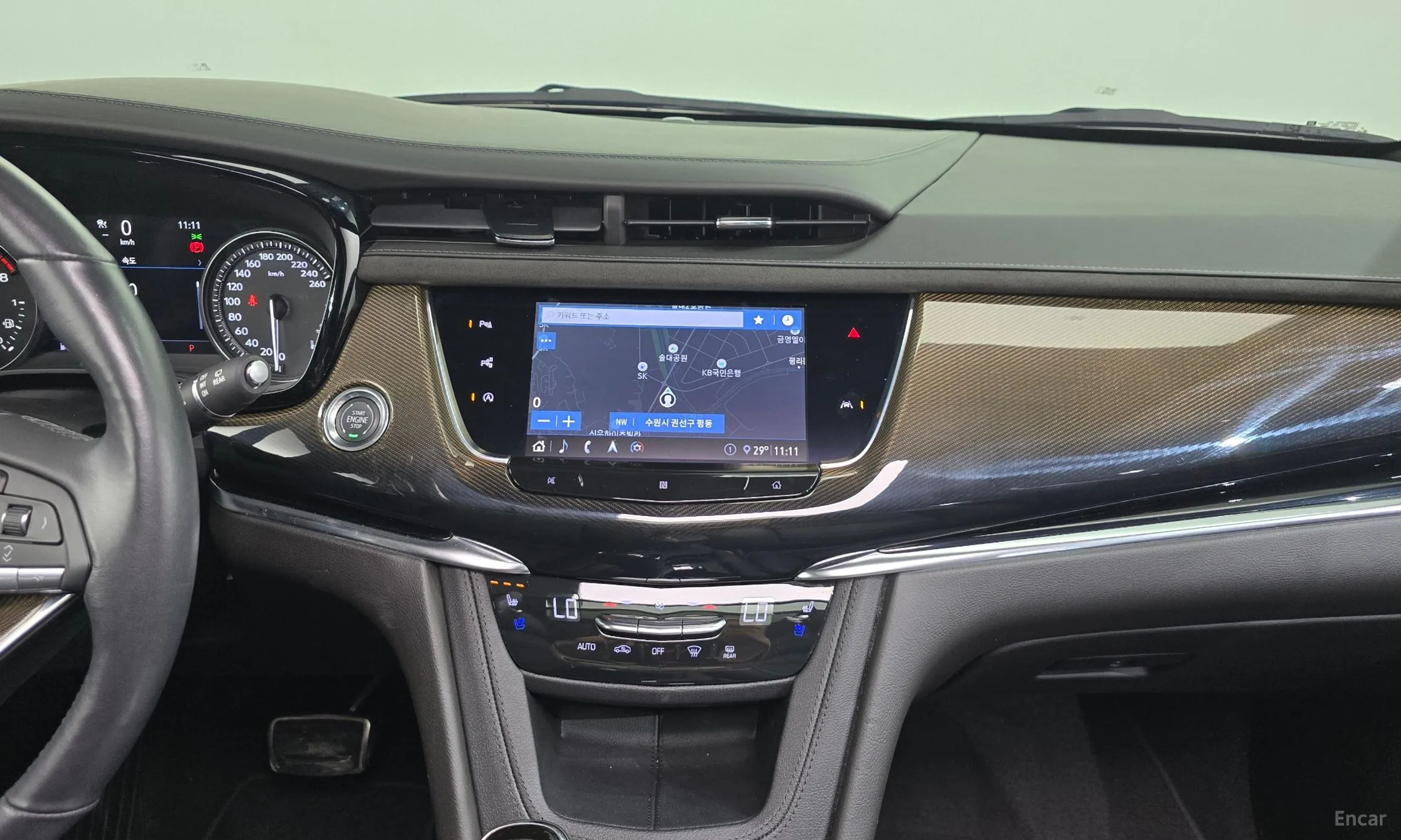 Cadillac XT6 превью 13