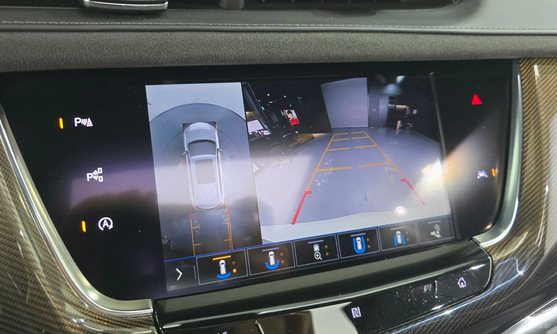 Cadillac XT6 превью 15