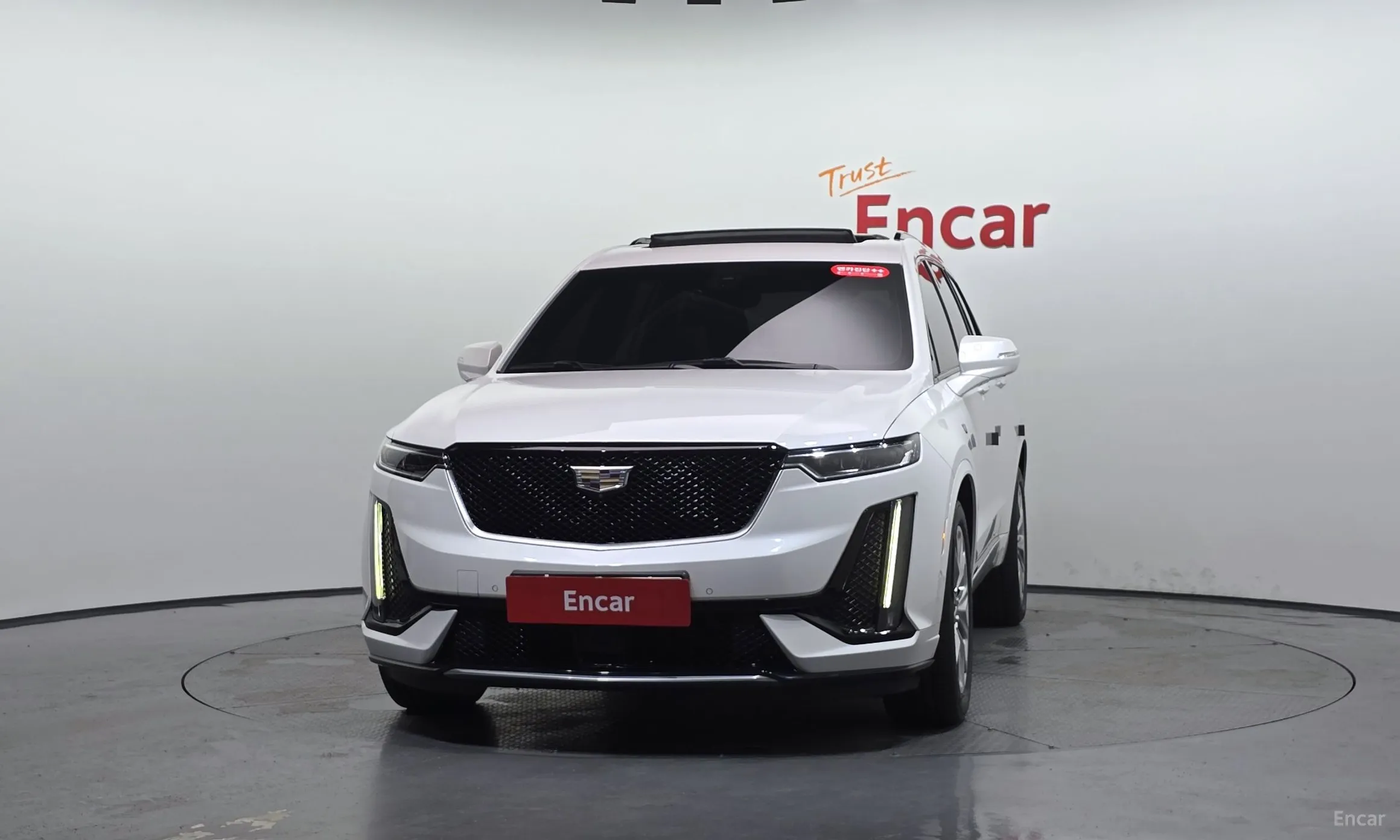 Cadillac XT6 превью 3