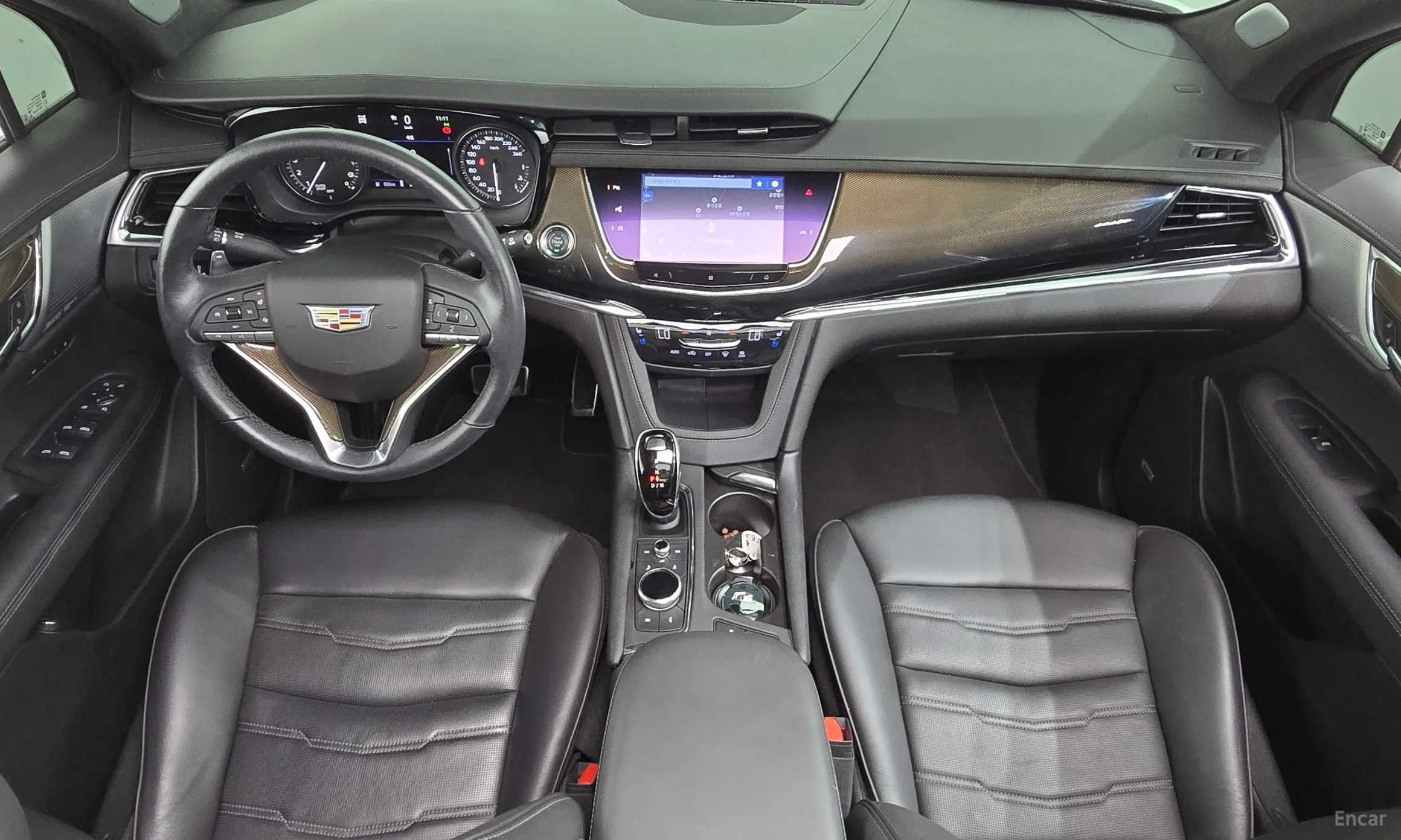 Cadillac XT6 превью 7