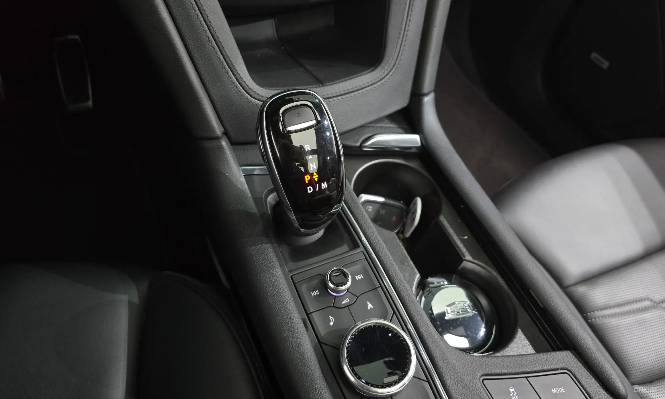 Cadillac XT6 превью 9