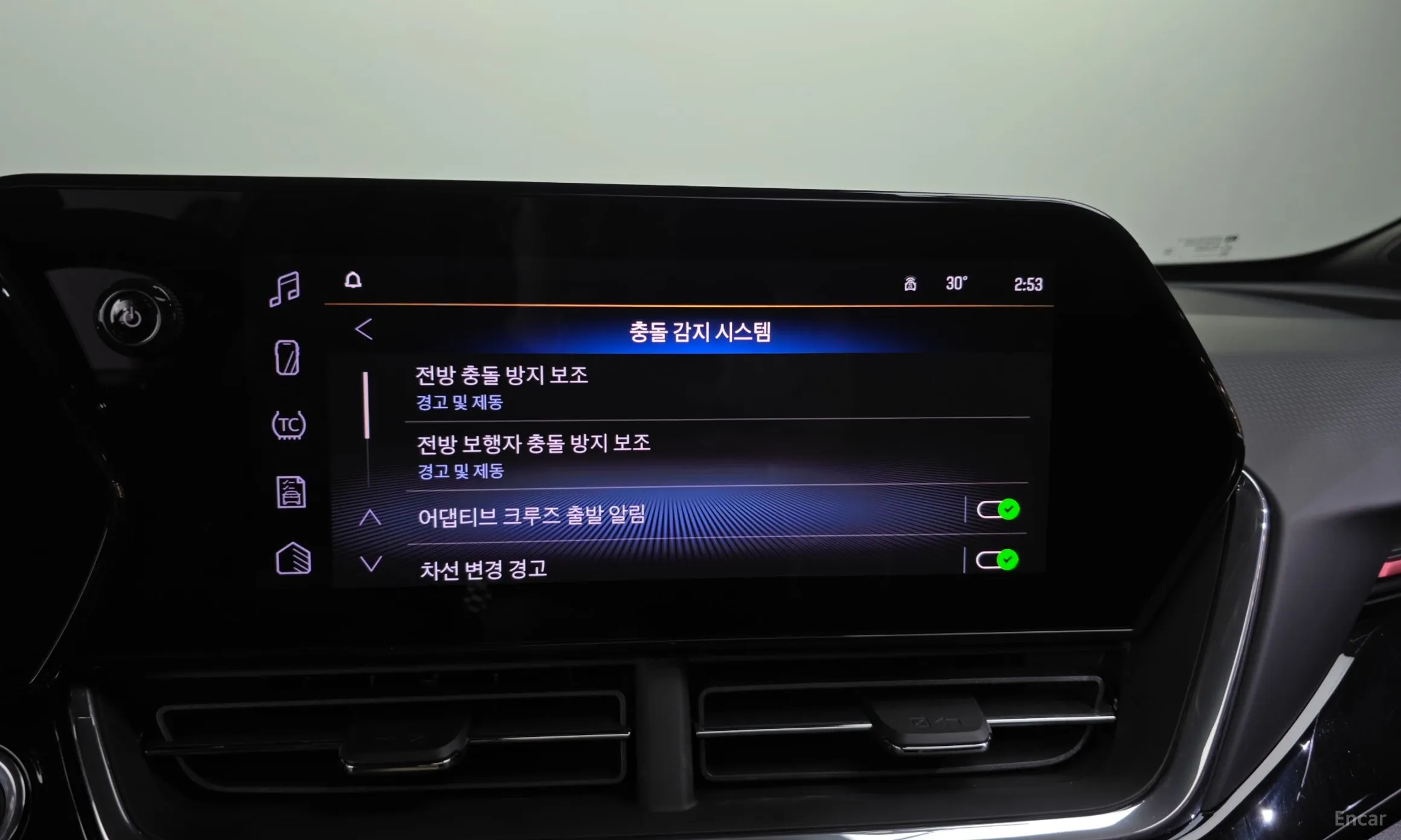 Chevrolet (GM Daewoo) Trax Crossover превью 16