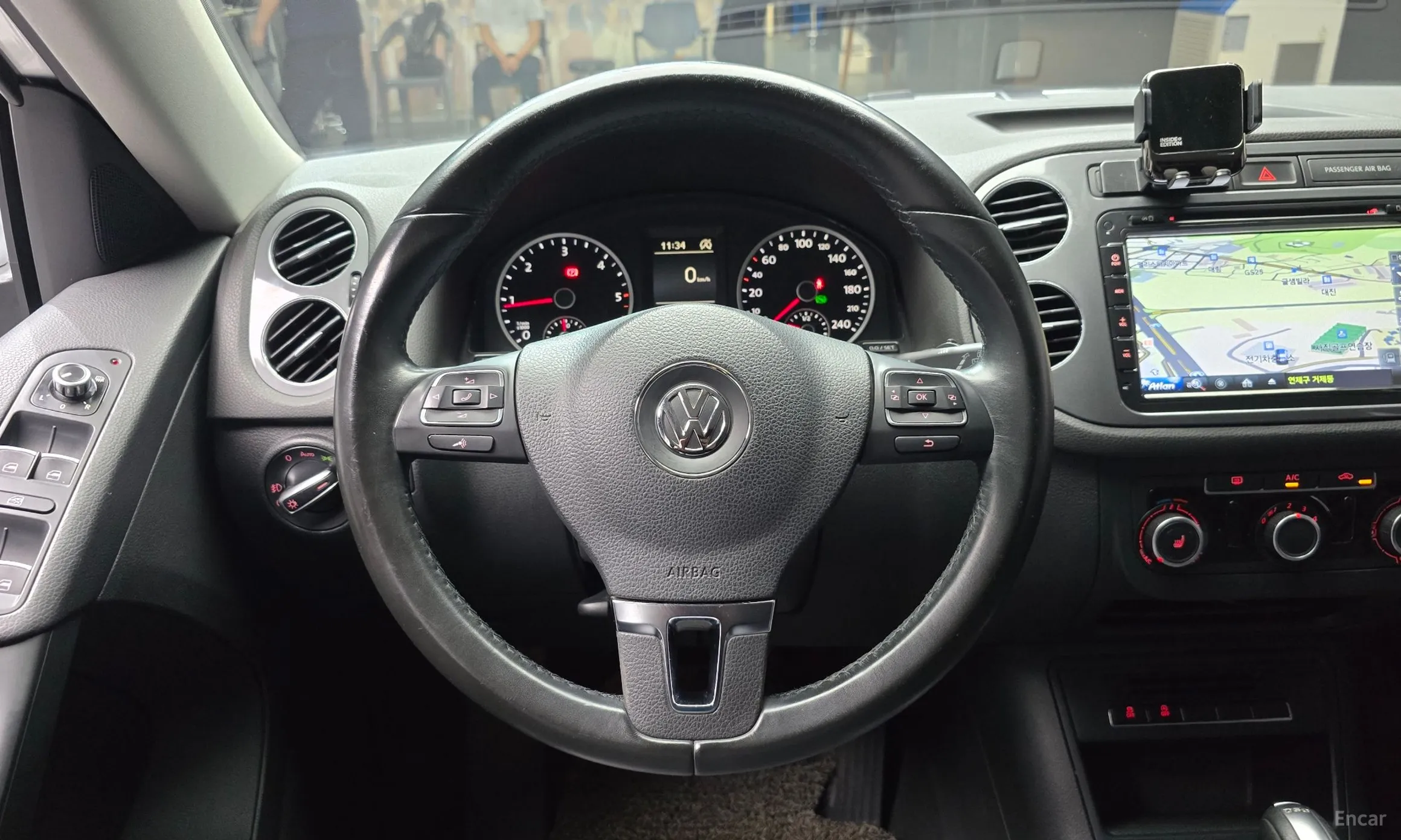 Volkswagen New Tiguan превью 13