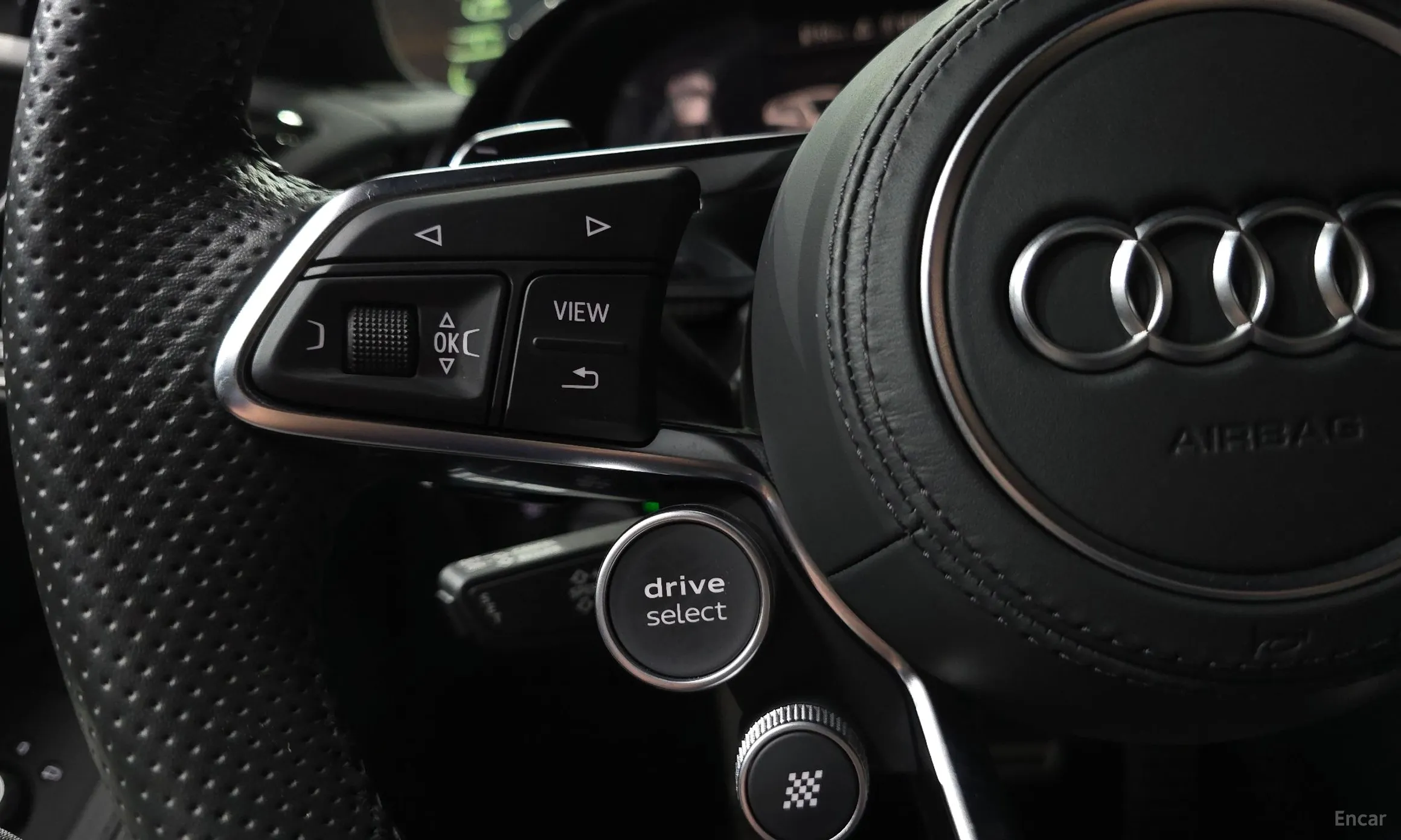 Audi R8 (4S) превью 17