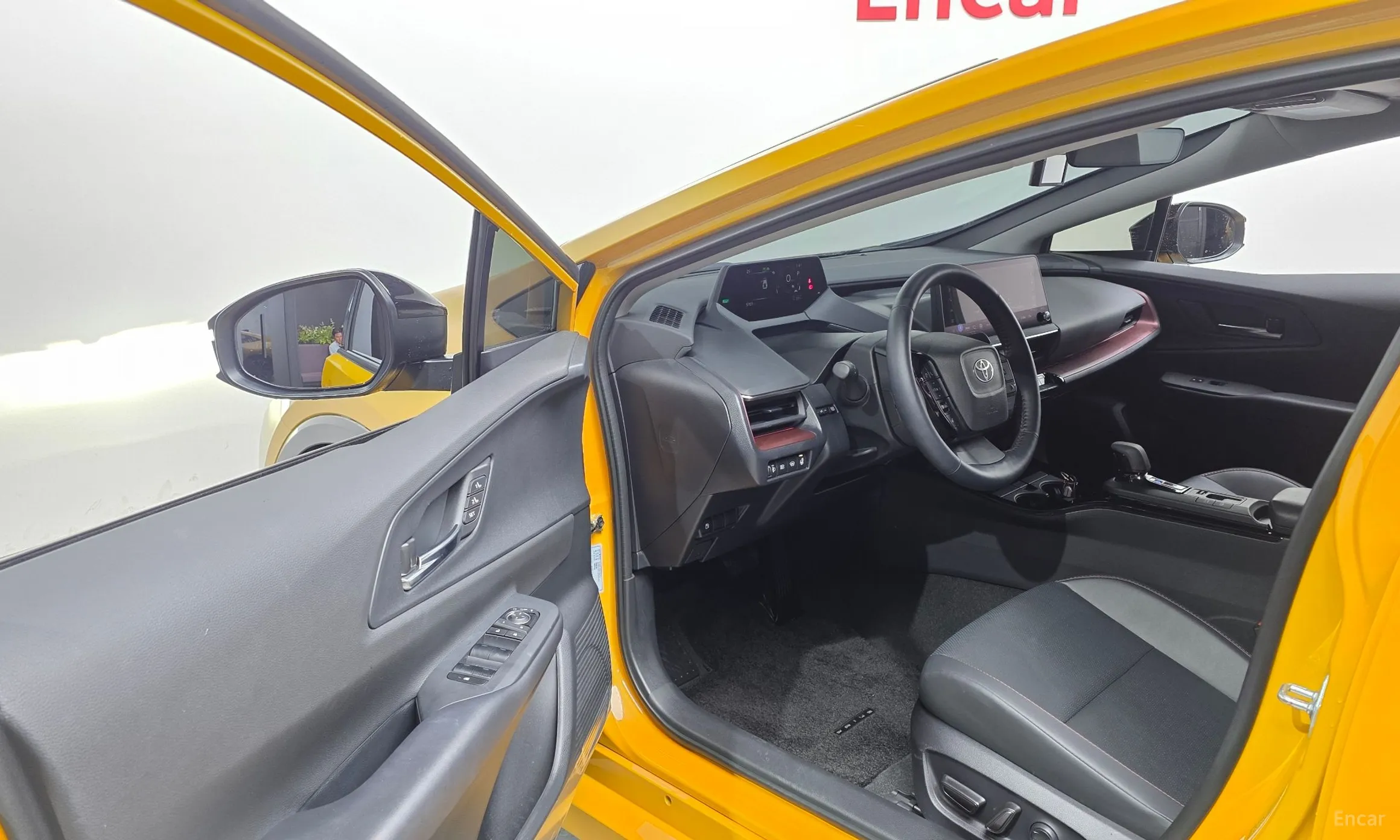 Toyota Prius 5th Generation превью 10