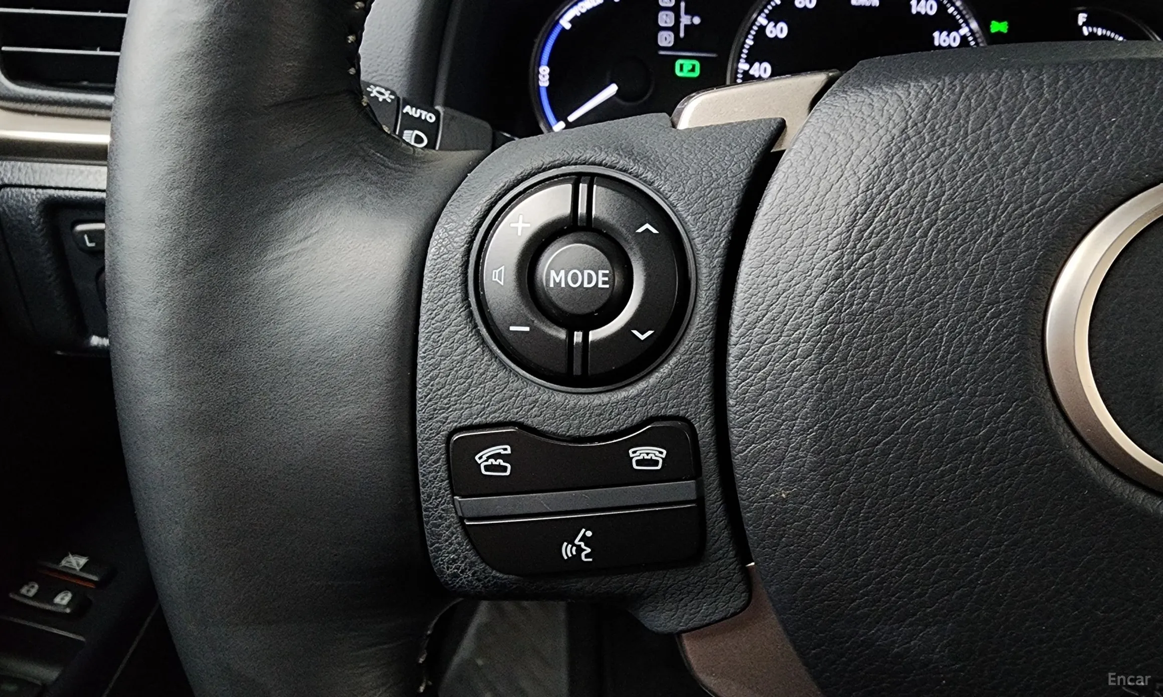 Lexus CT200h превью 17
