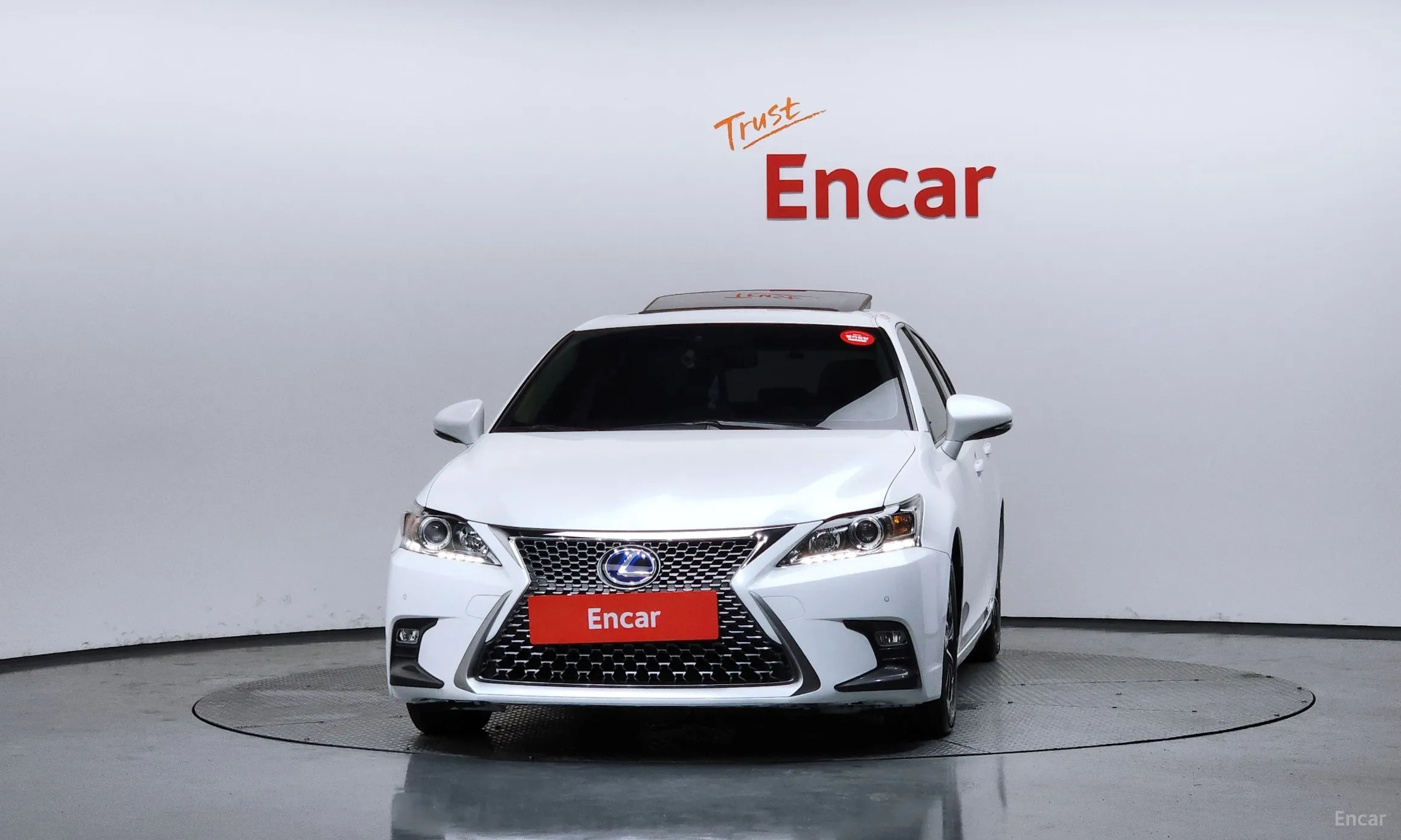 Lexus CT200h превью 3